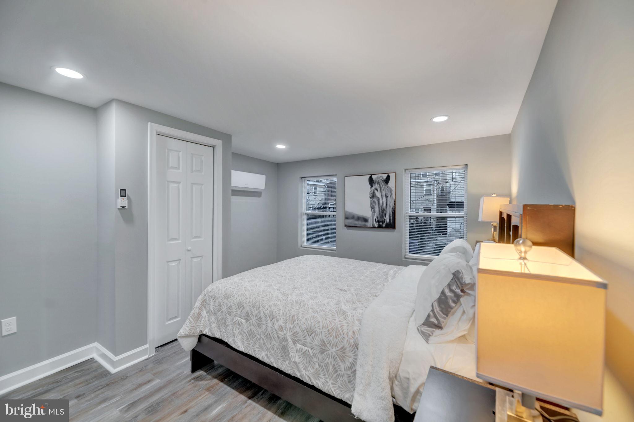 SANDTOWN-WINCHESTER - Residential Lease