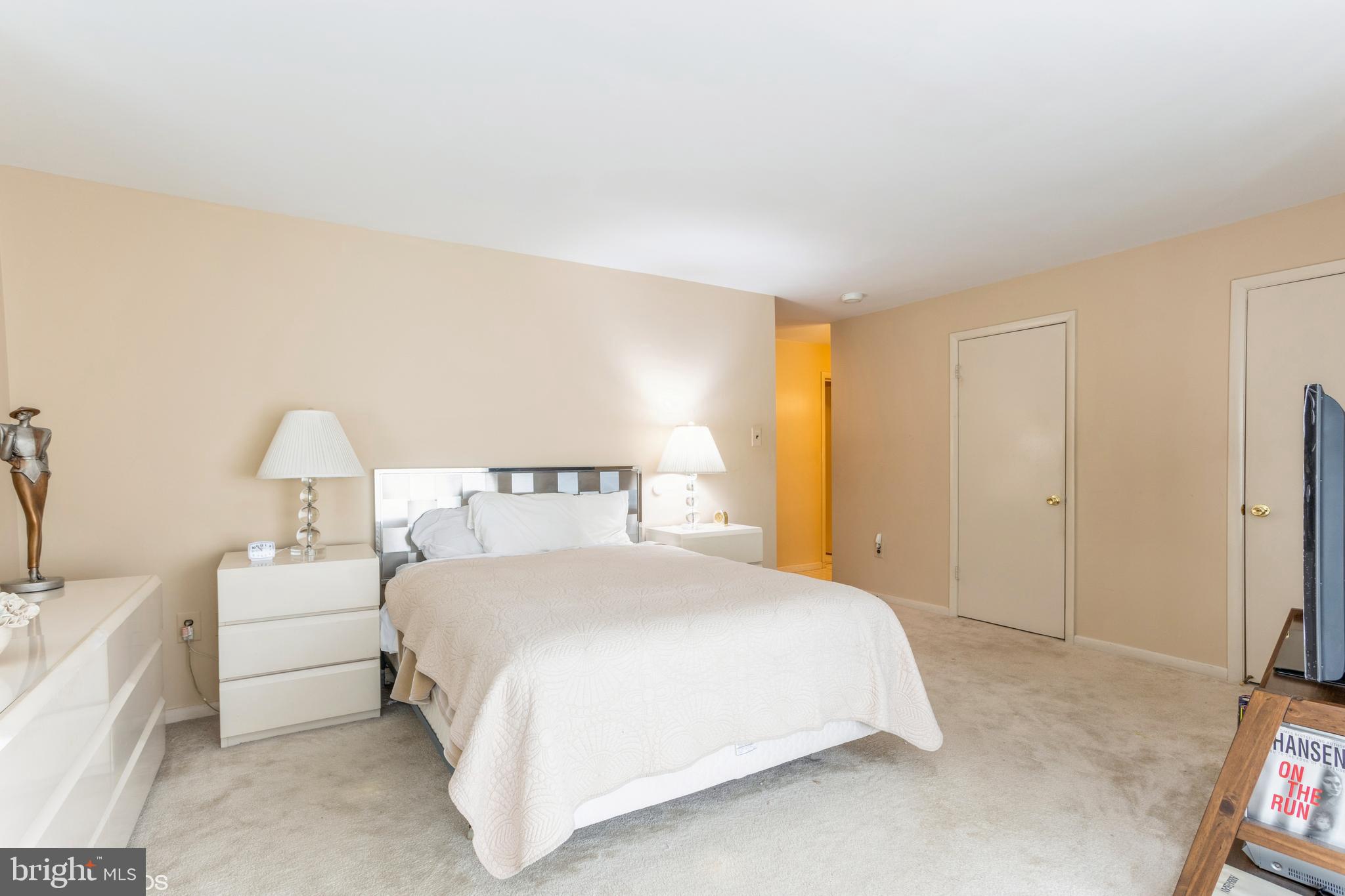 THE TOWERS - Residential