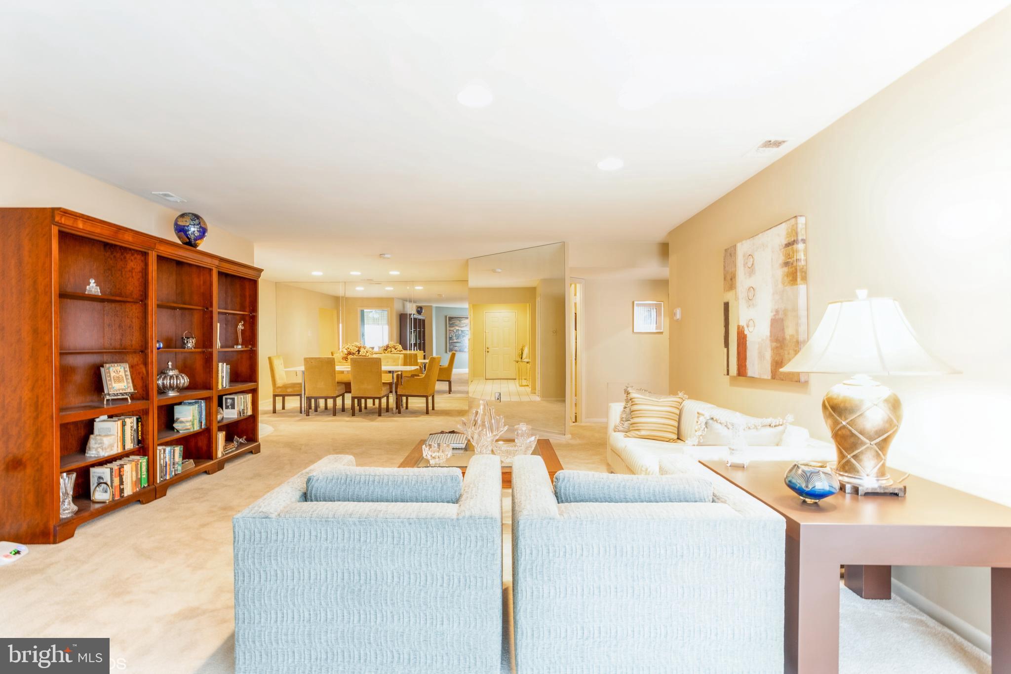 THE TOWERS - Residential