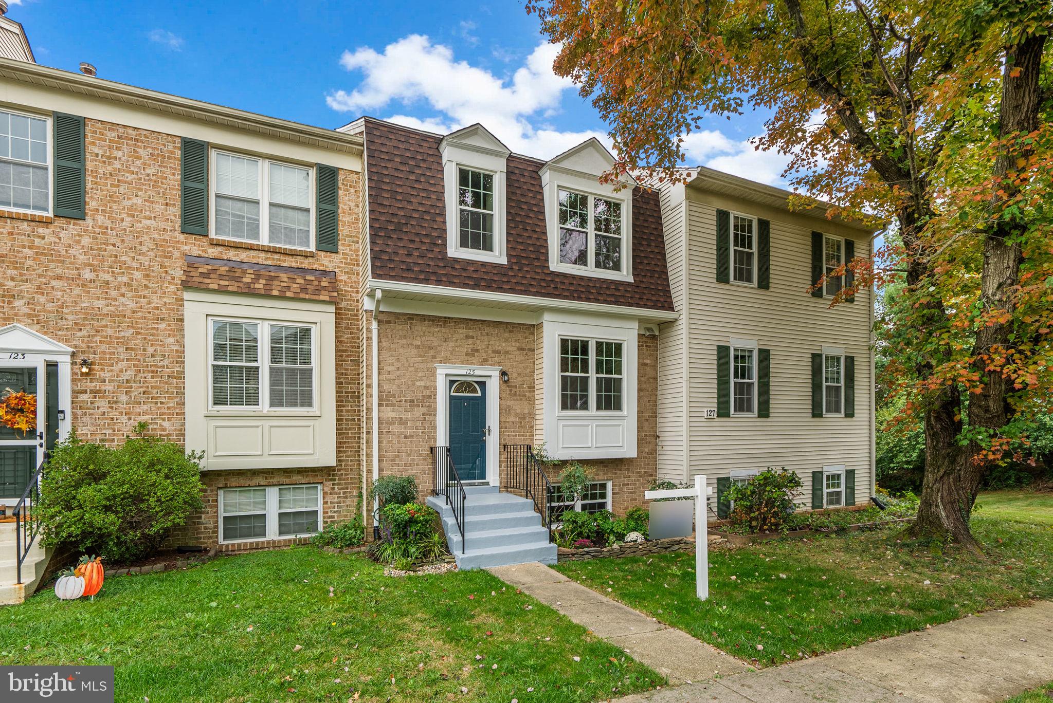 125 LAZY HOLLOW DRIVE