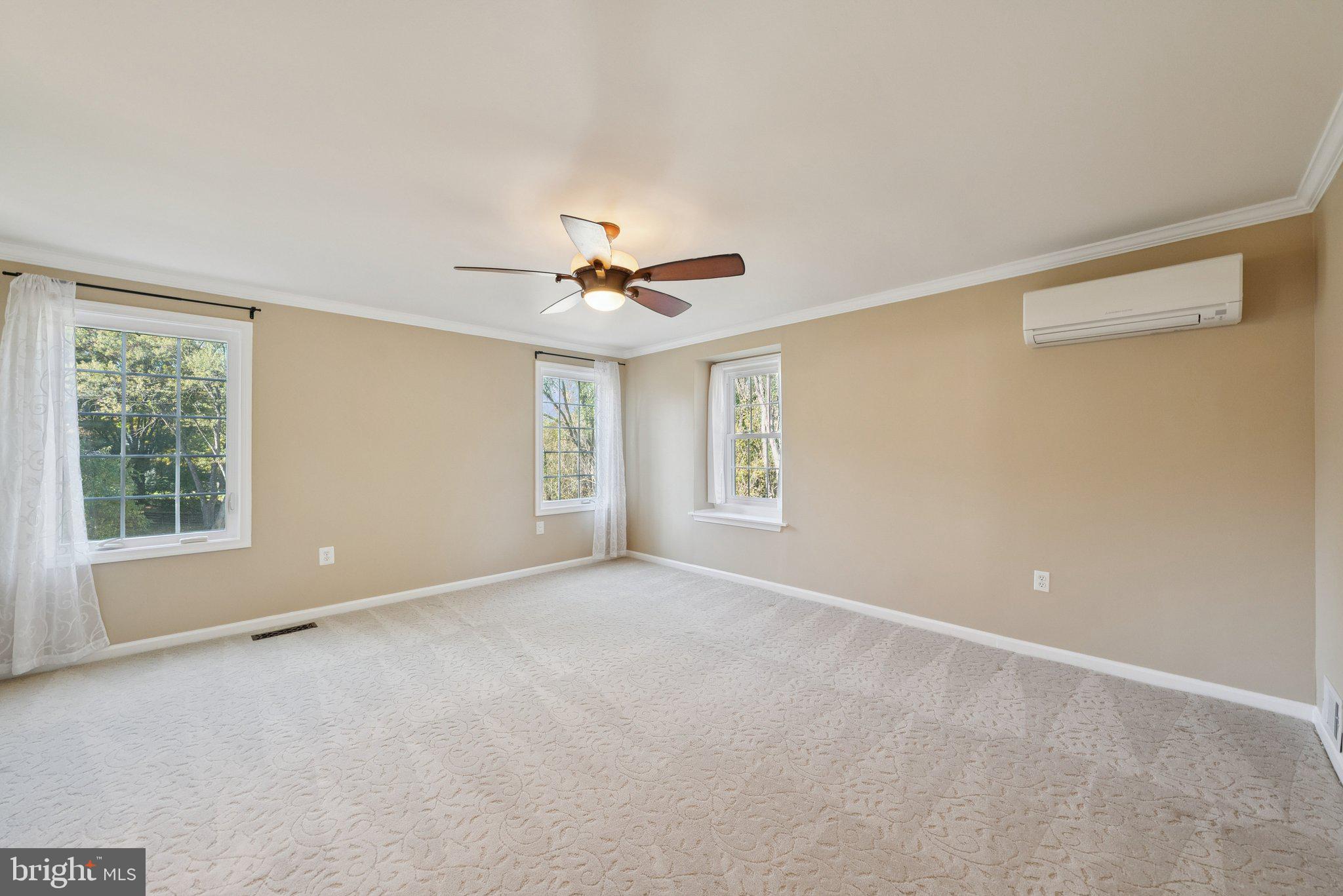 COLCHESTER HUNT - Residential