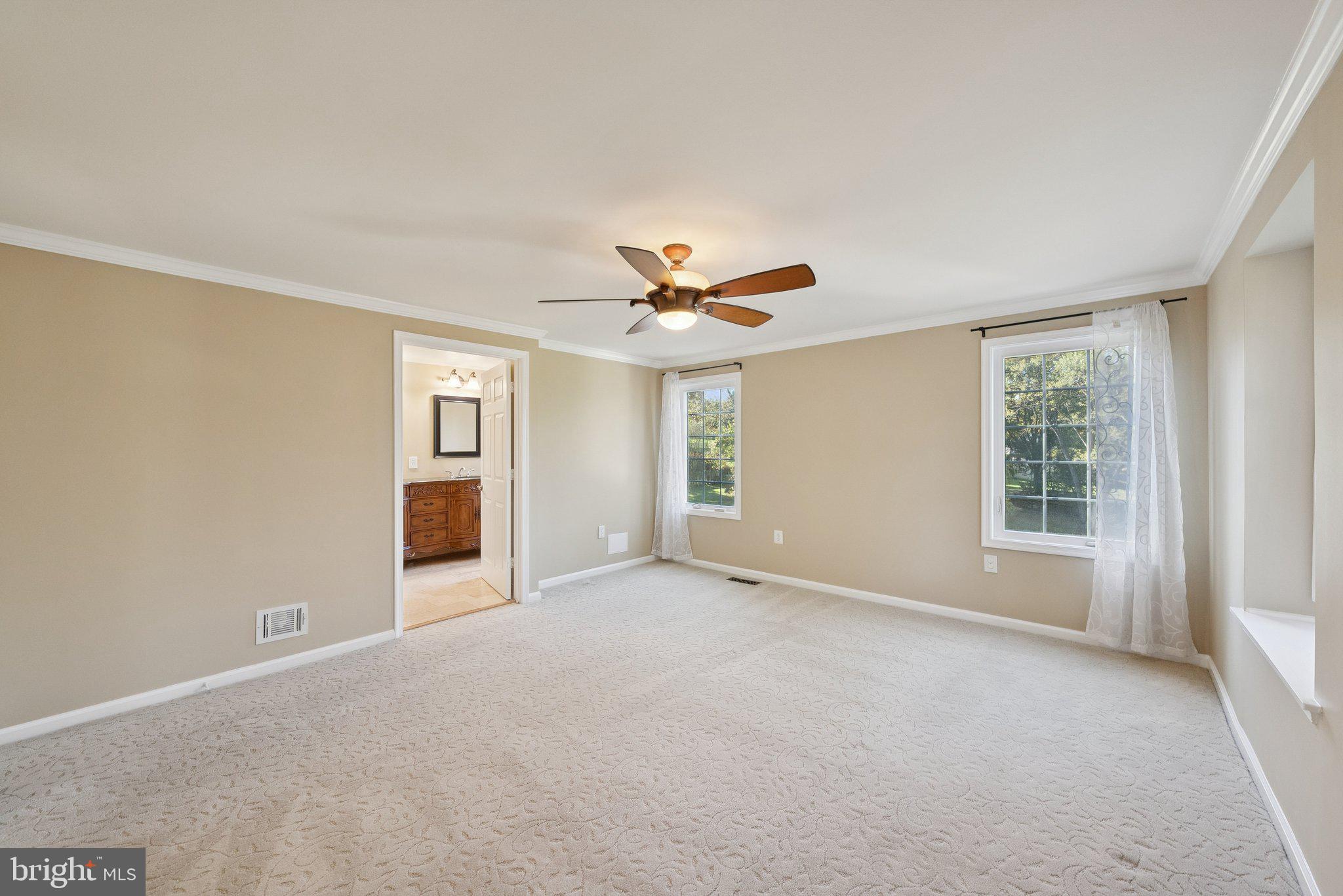 COLCHESTER HUNT - Residential