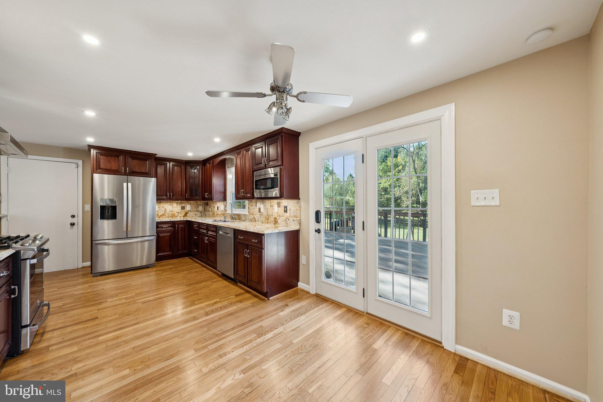 COLCHESTER HUNT - Residential