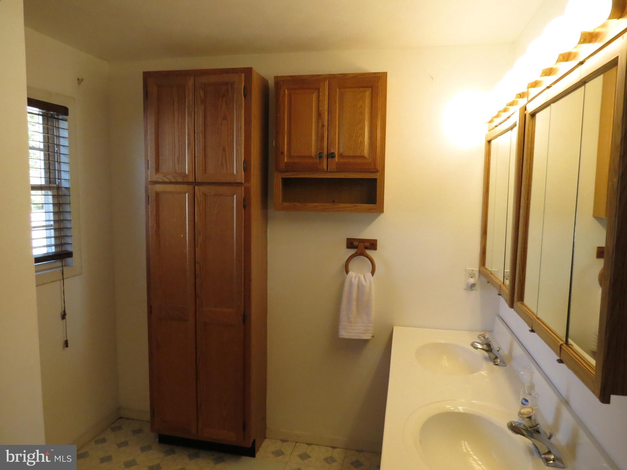 WETHERSFIELD - Residential Lease