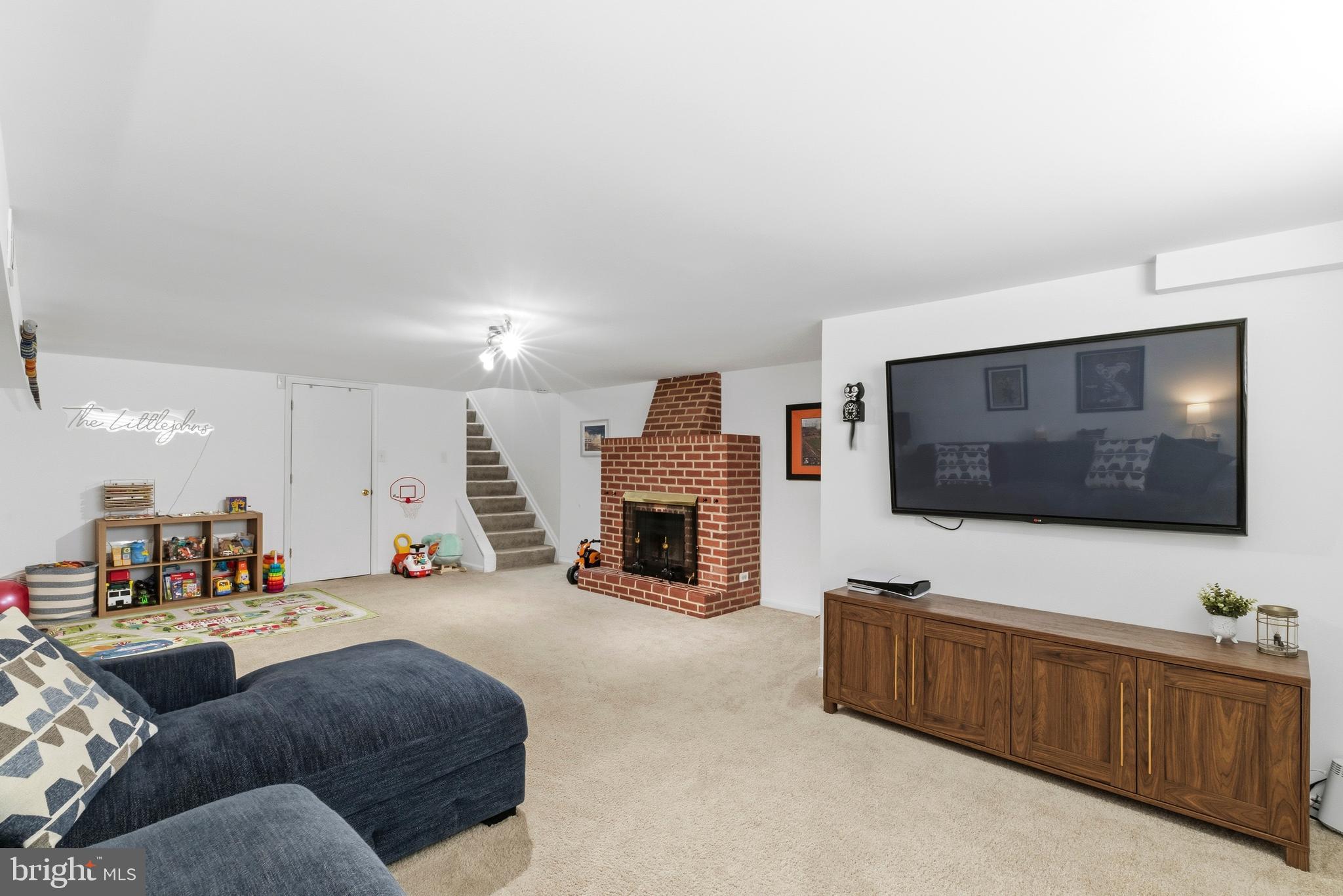 HUNTSMOOR - Residential