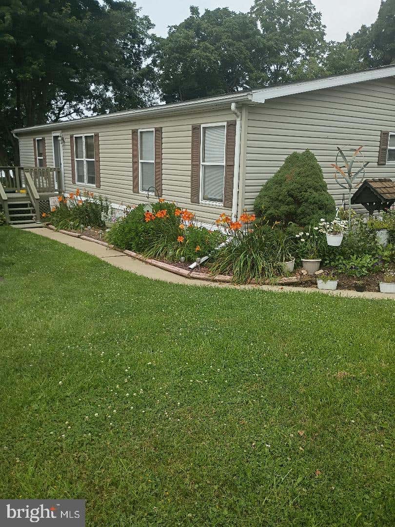 Photo of 822 Sunny Lane, GAP, PA 17527 (MLS # PALA2092086)