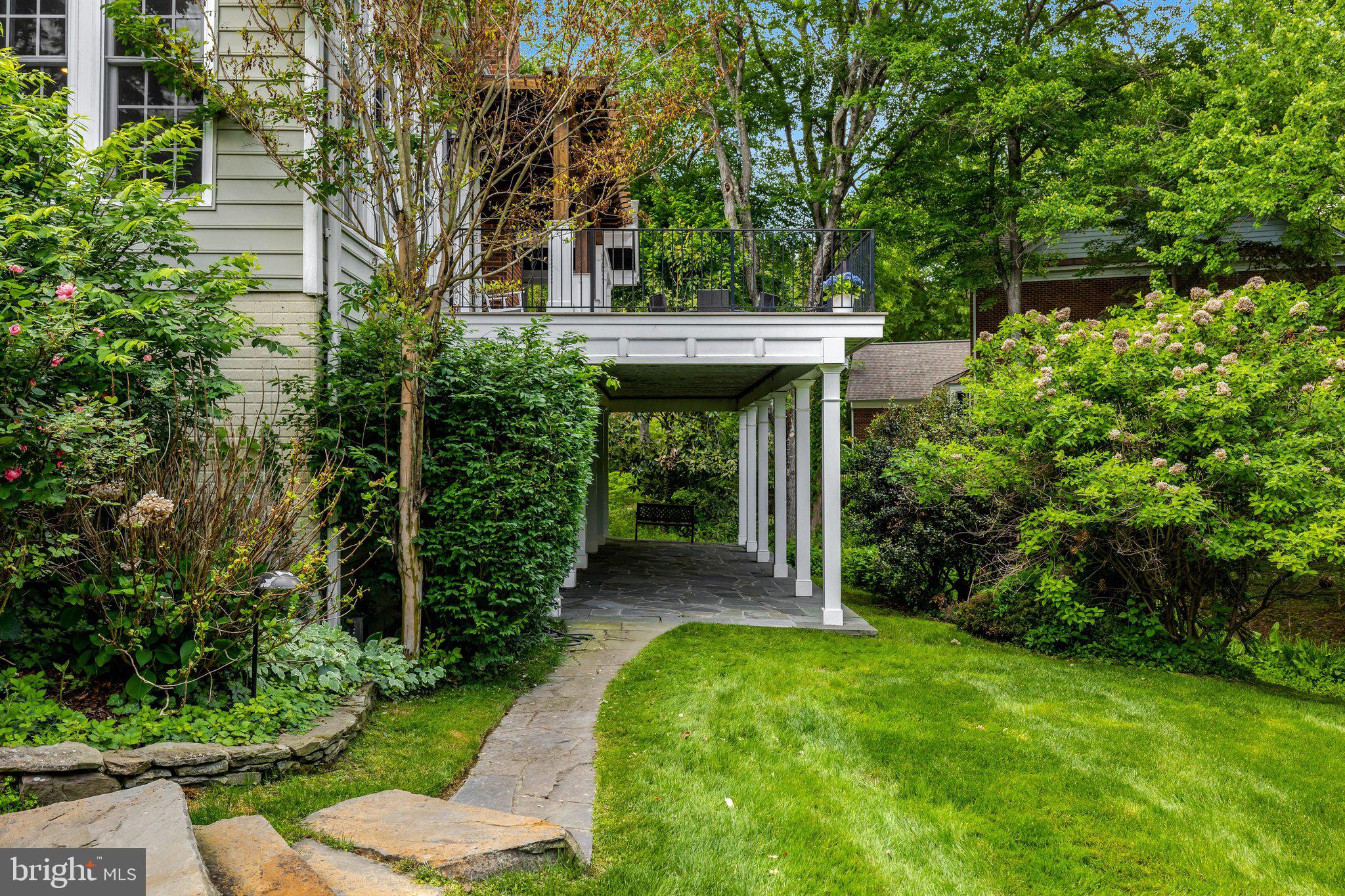 FOX VALE - Residential