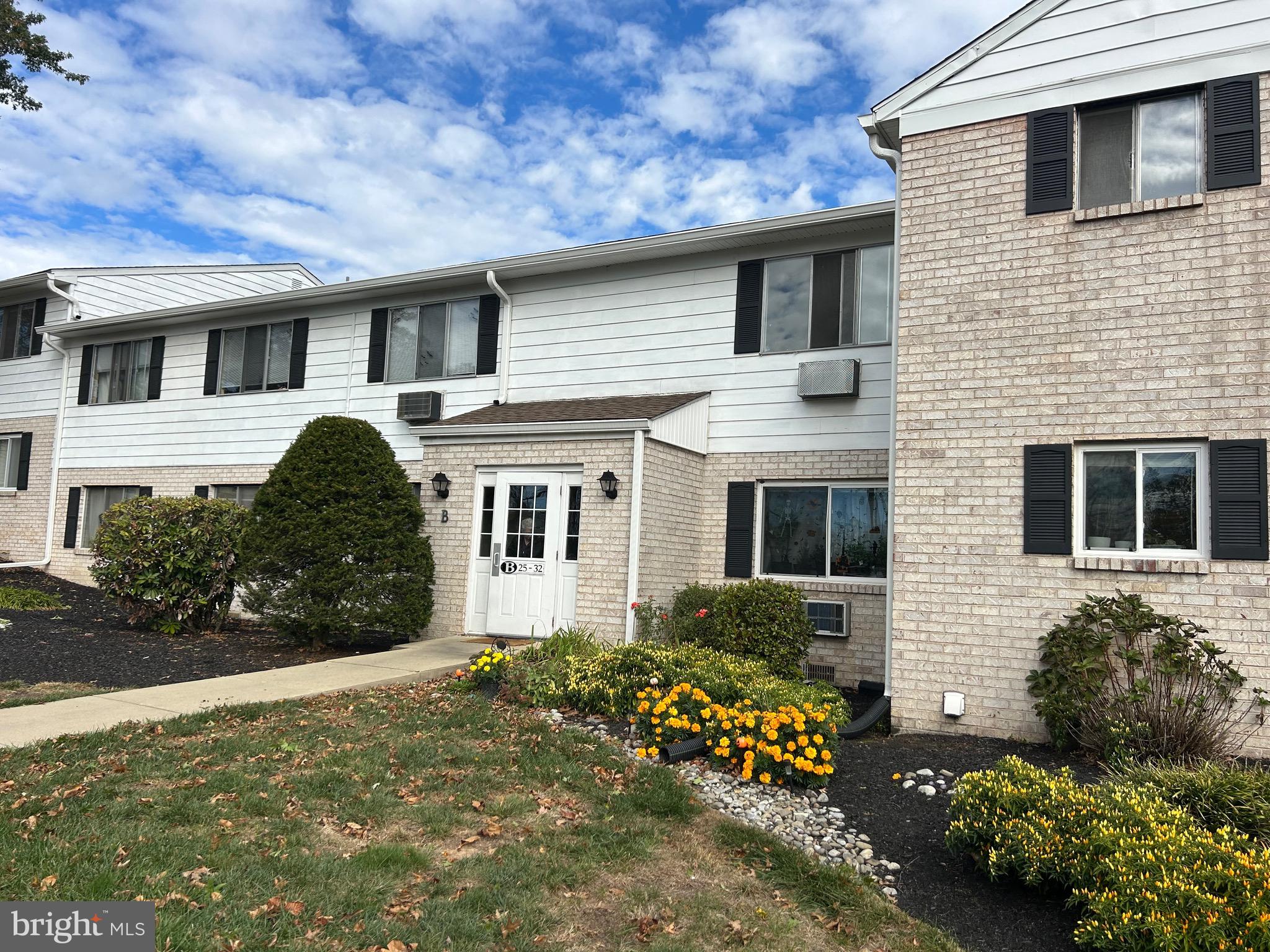 26 PARK AVENUE B25
