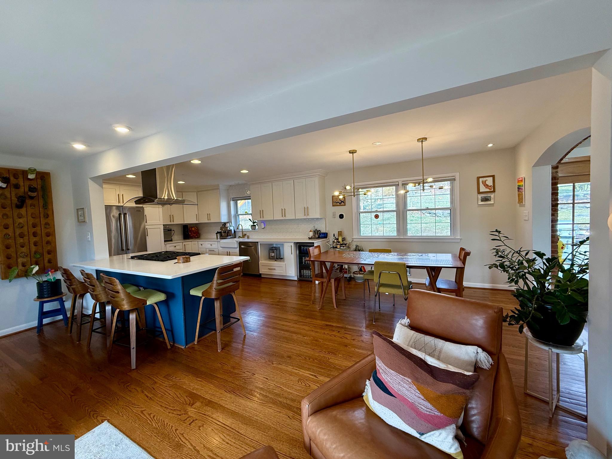 6334 CAVALIER CORRIDOR