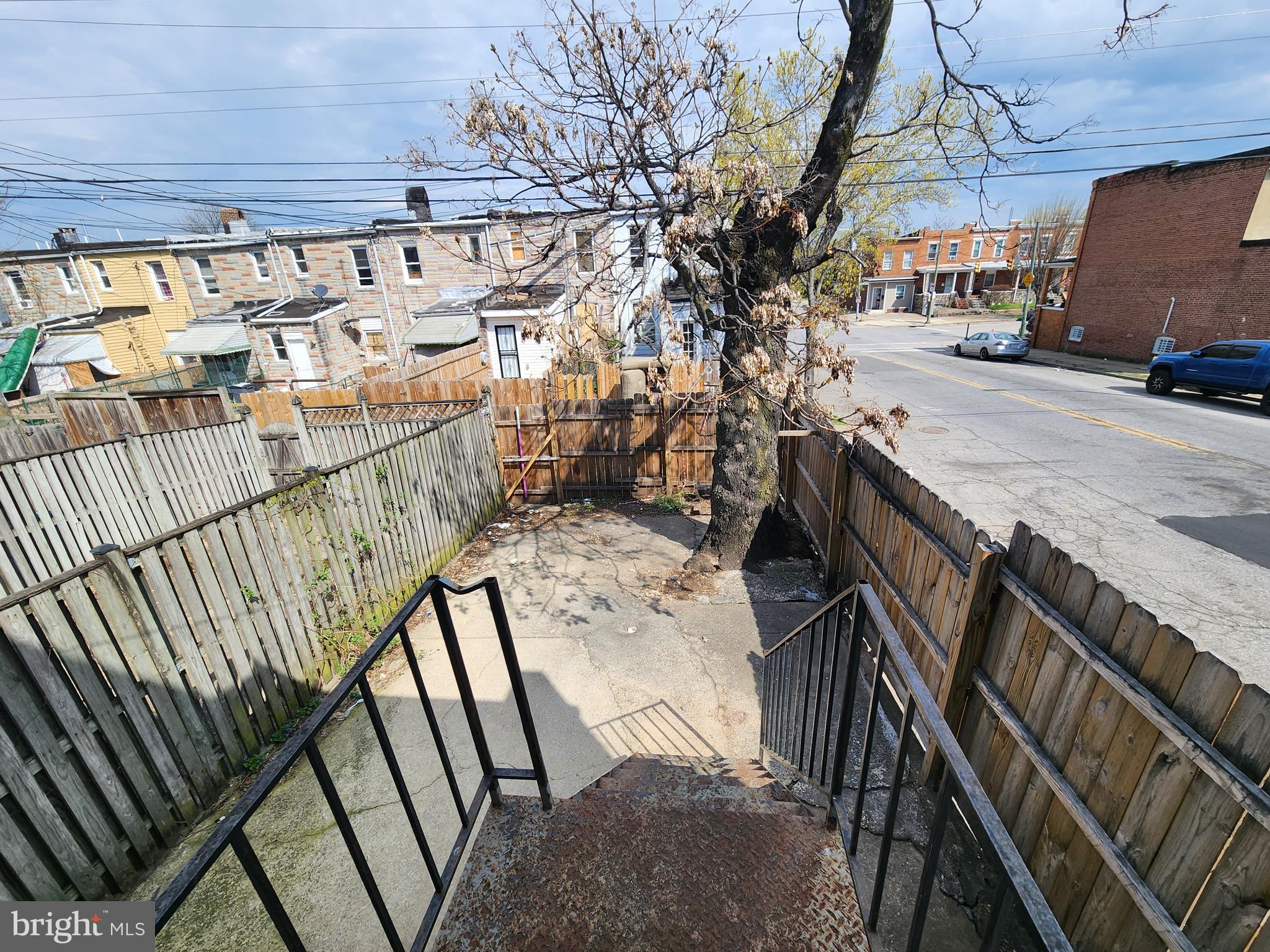 HIGHLAND - Residential