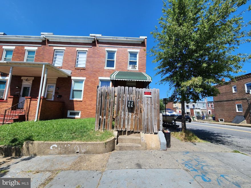 ONLINE AUCTION: Bidding begins 4/16/2026 @ 10:00 AM. Bidding ends 4/20/2026 @ 11:50 AM. List Price is Suggested Opening Bid. Deposit: $7,500

This two-story, porch-front end-unit rowhome is located in the Baltimore Highlands neighborhood of Baltimore City. Residents can enjoy the nearby attractions such as Patterson Park, The Markets at Highlandtown, and John Hopkins Bayview Hospital. This property is vacant. Major traffic arteries nearby include S Highland Ave and E Fayette St.