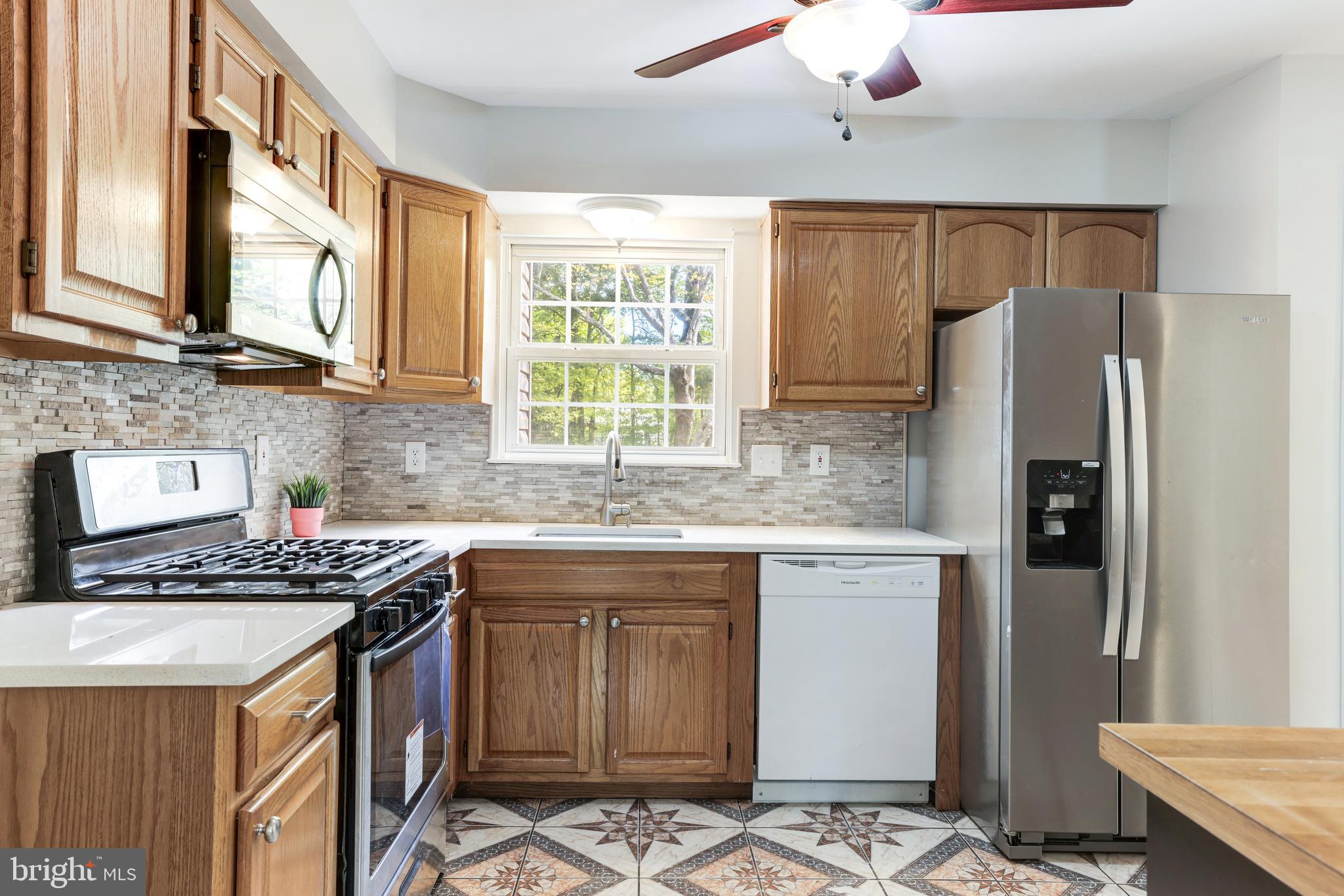 RIDGEDALE - Residential Lease