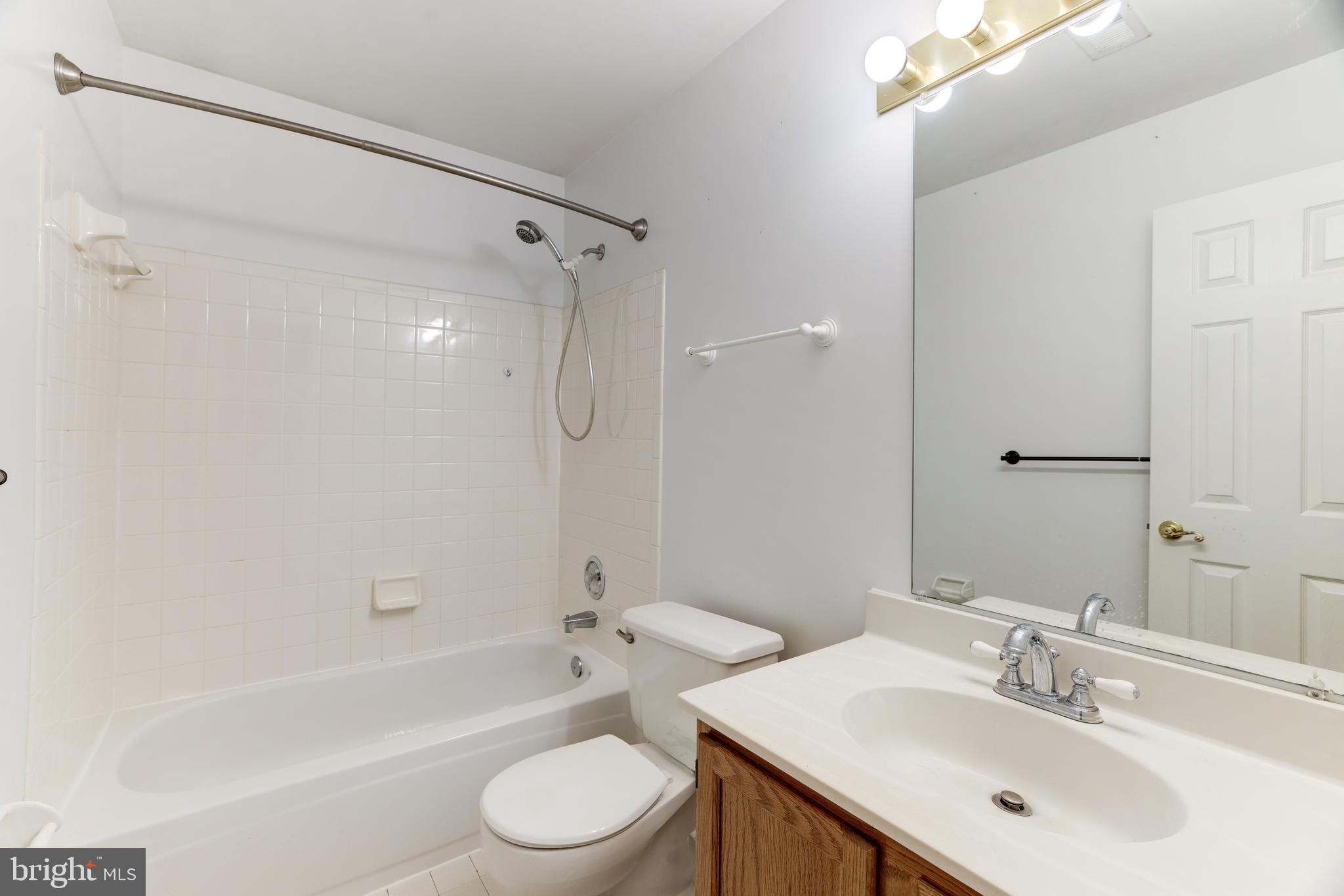 RIDGEDALE - Residential Lease