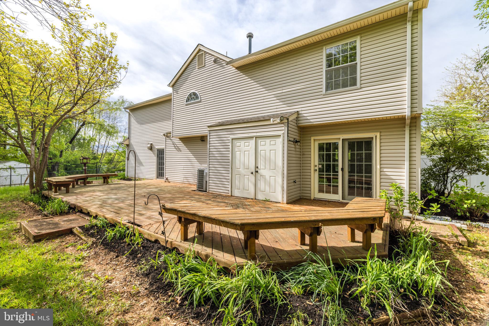 RIDGEDALE - Residential Lease