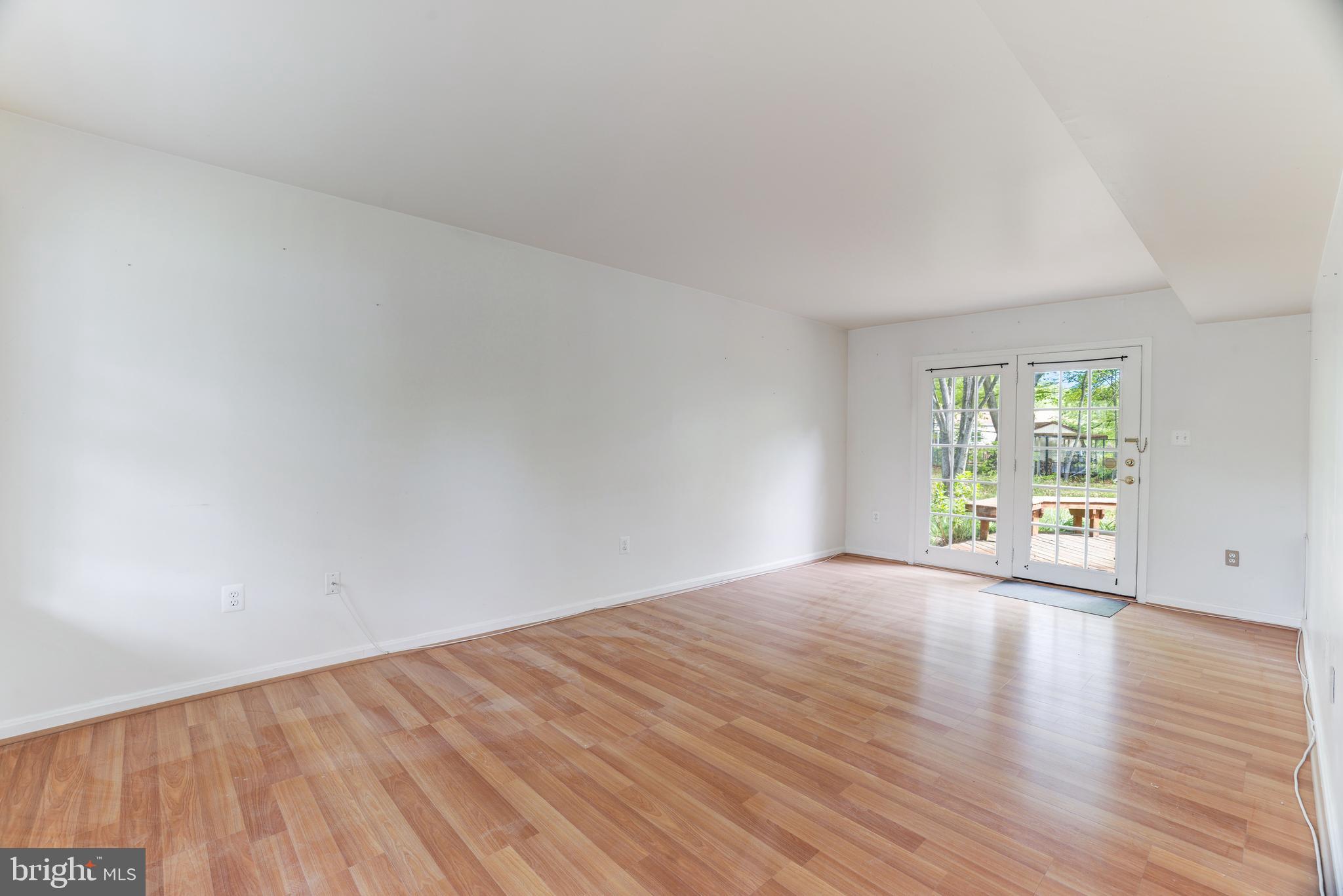 RIDGEDALE - Residential Lease