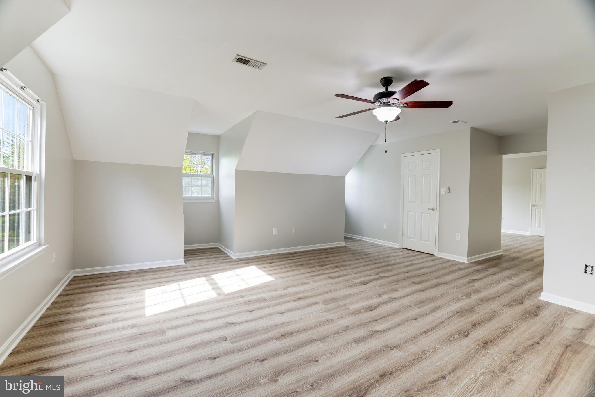 RIDGEDALE - Residential Lease