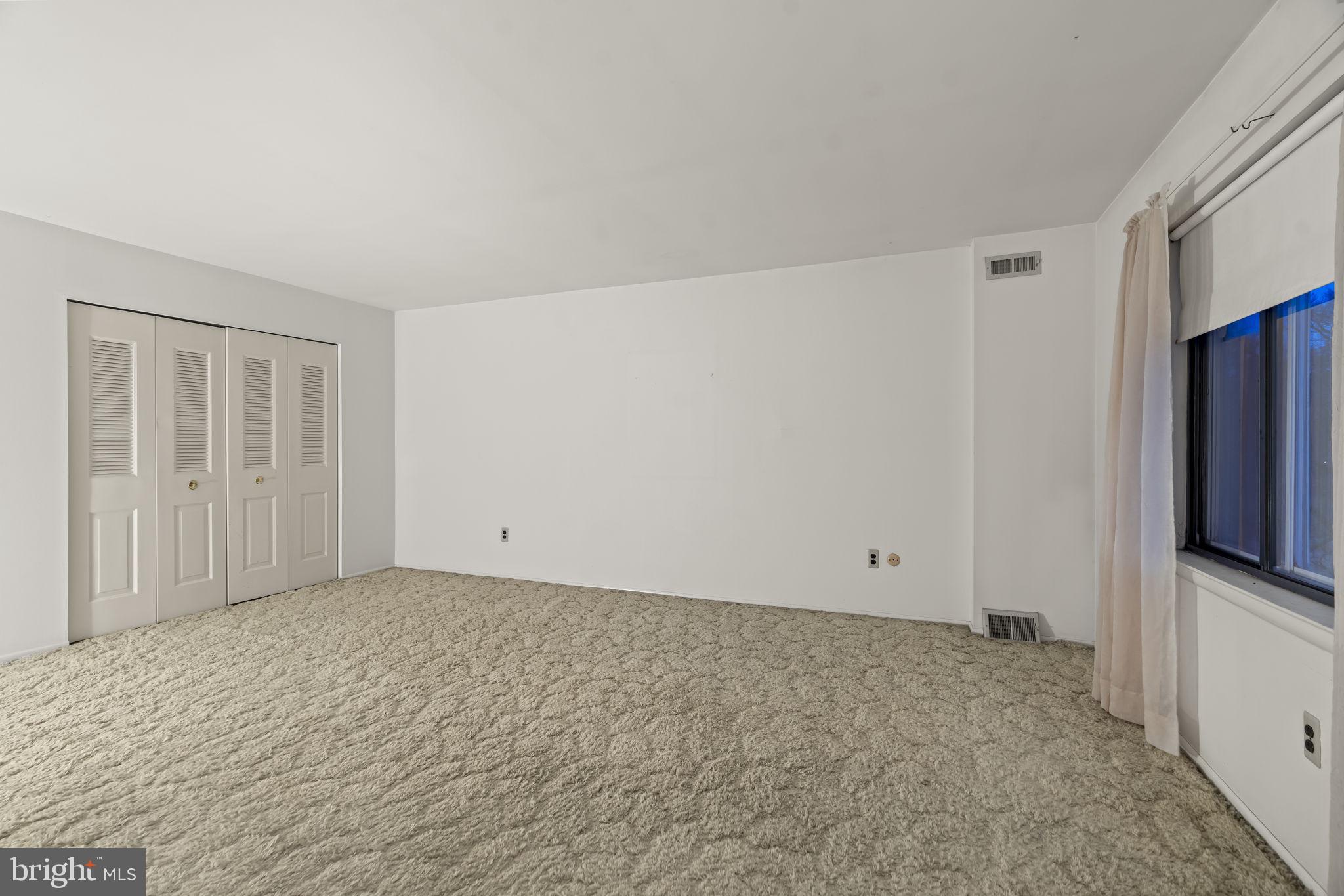 SOMERTON - Residential