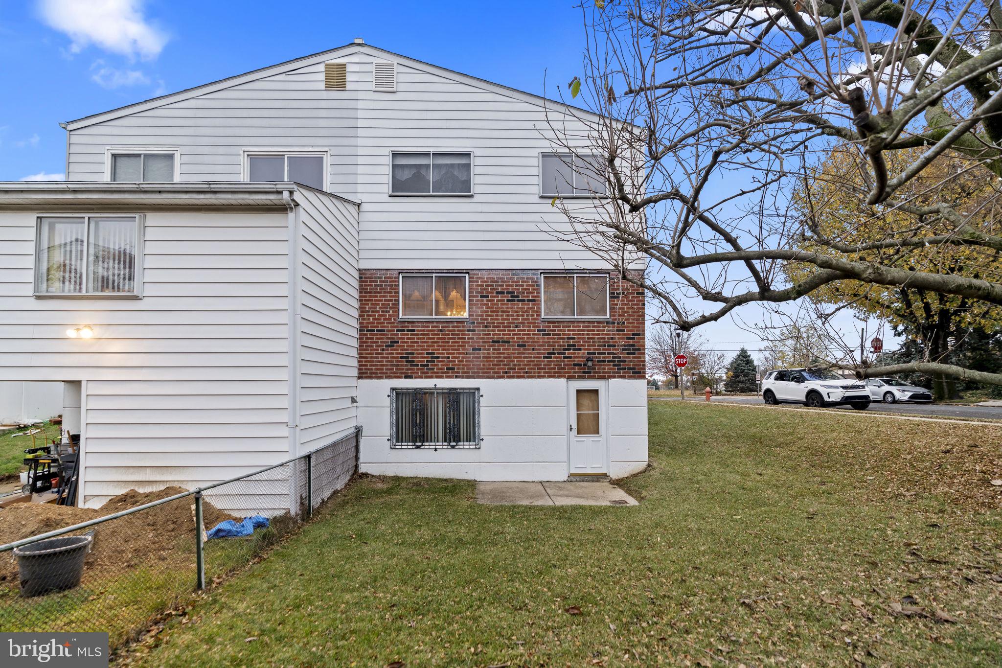 SOMERTON - Residential