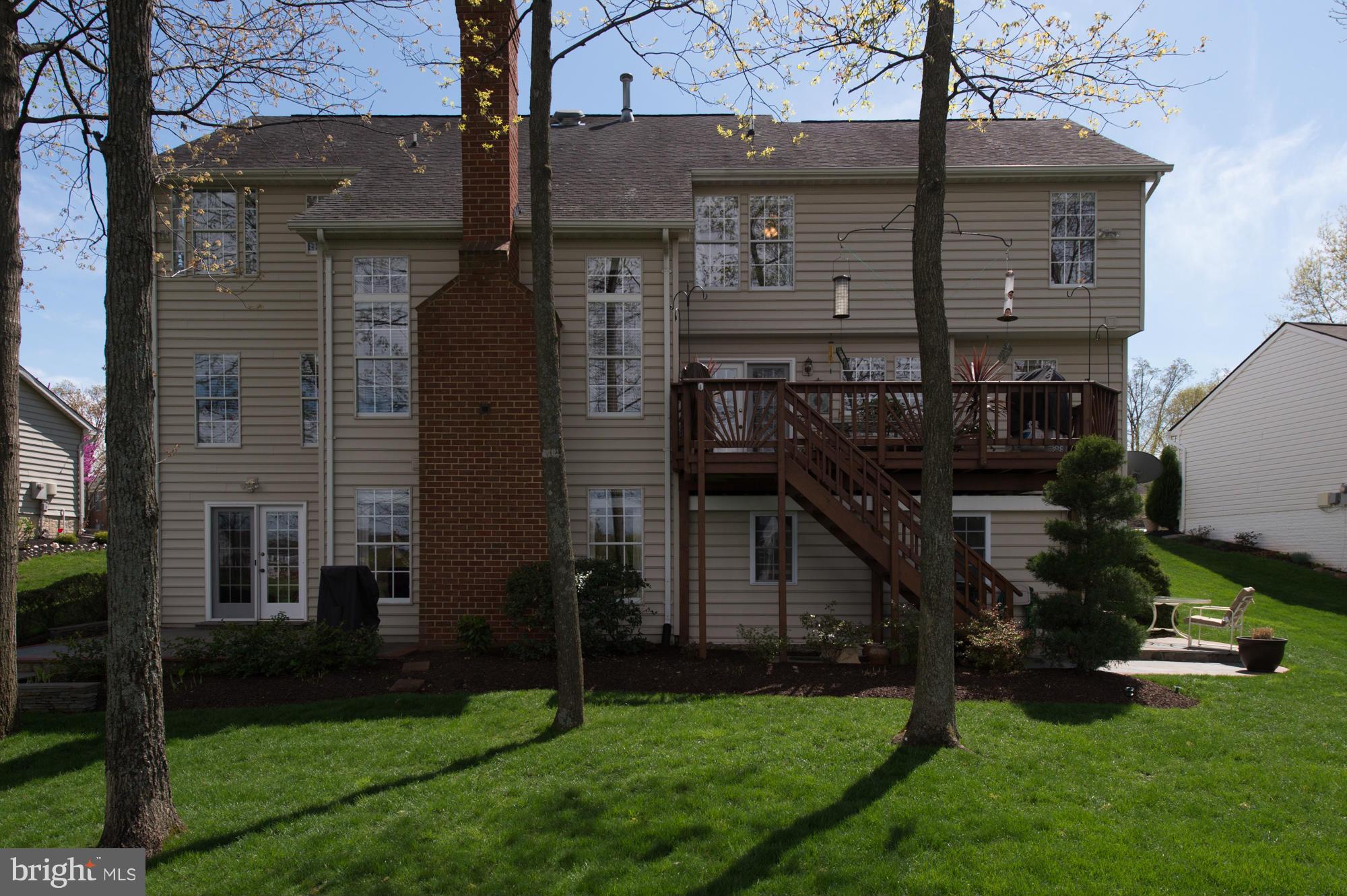 ASHBURN VILLAGE - Residential