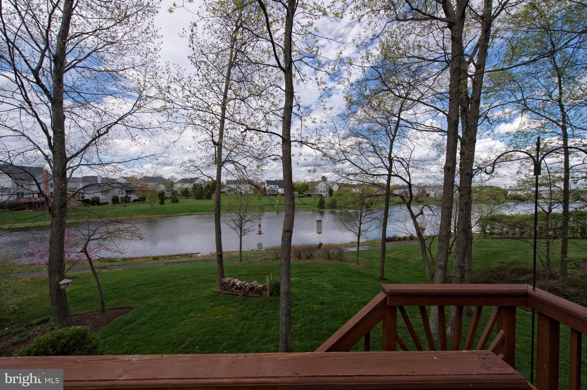 ASHBURN VILLAGE - Residential