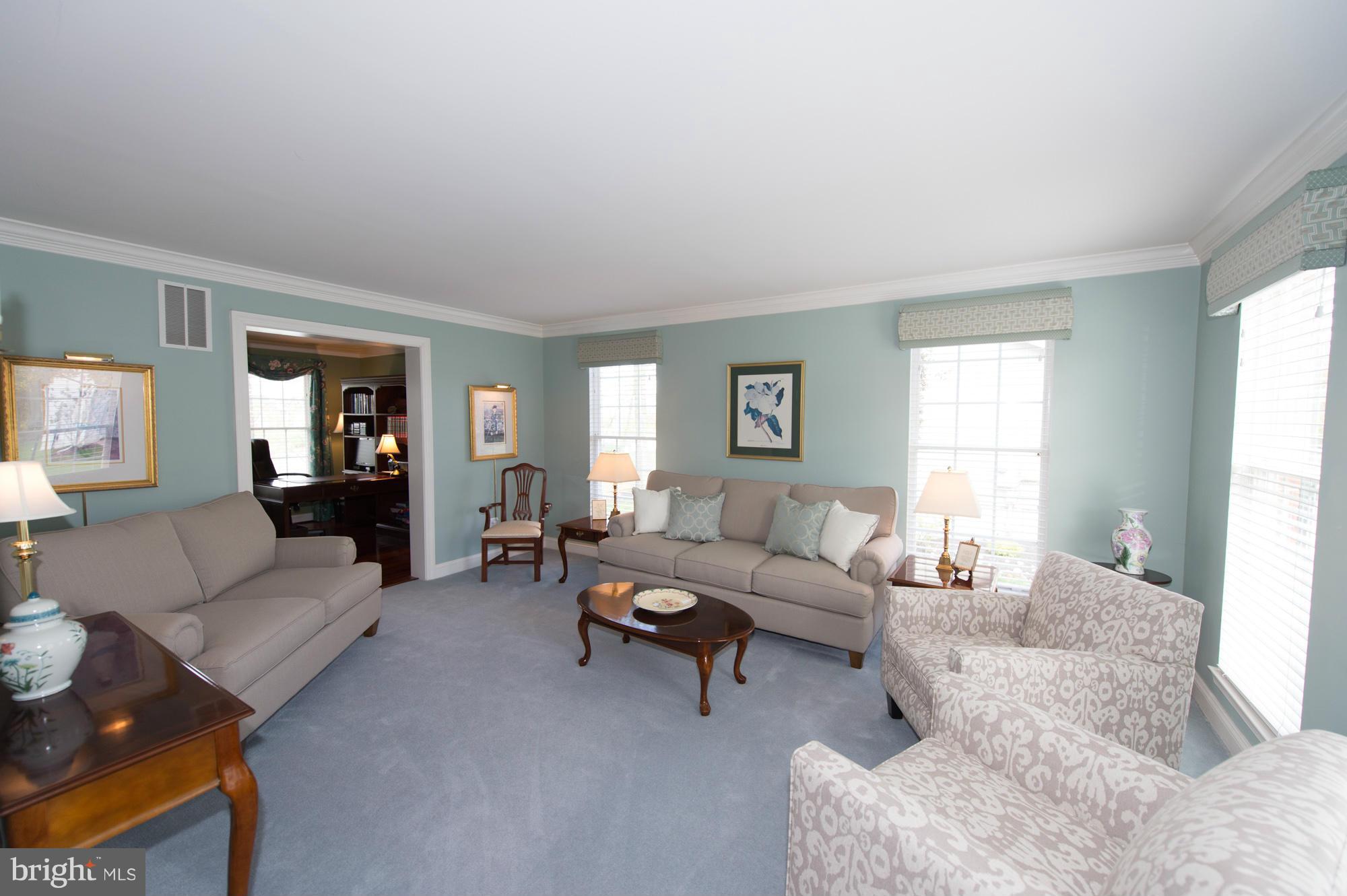 ASHBURN VILLAGE - Residential