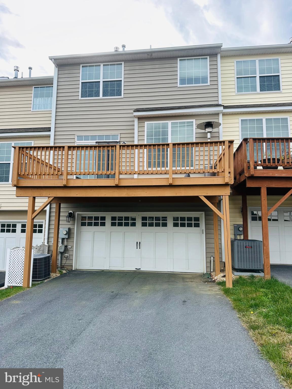 BRINKLEY MANOR - Residential Lease