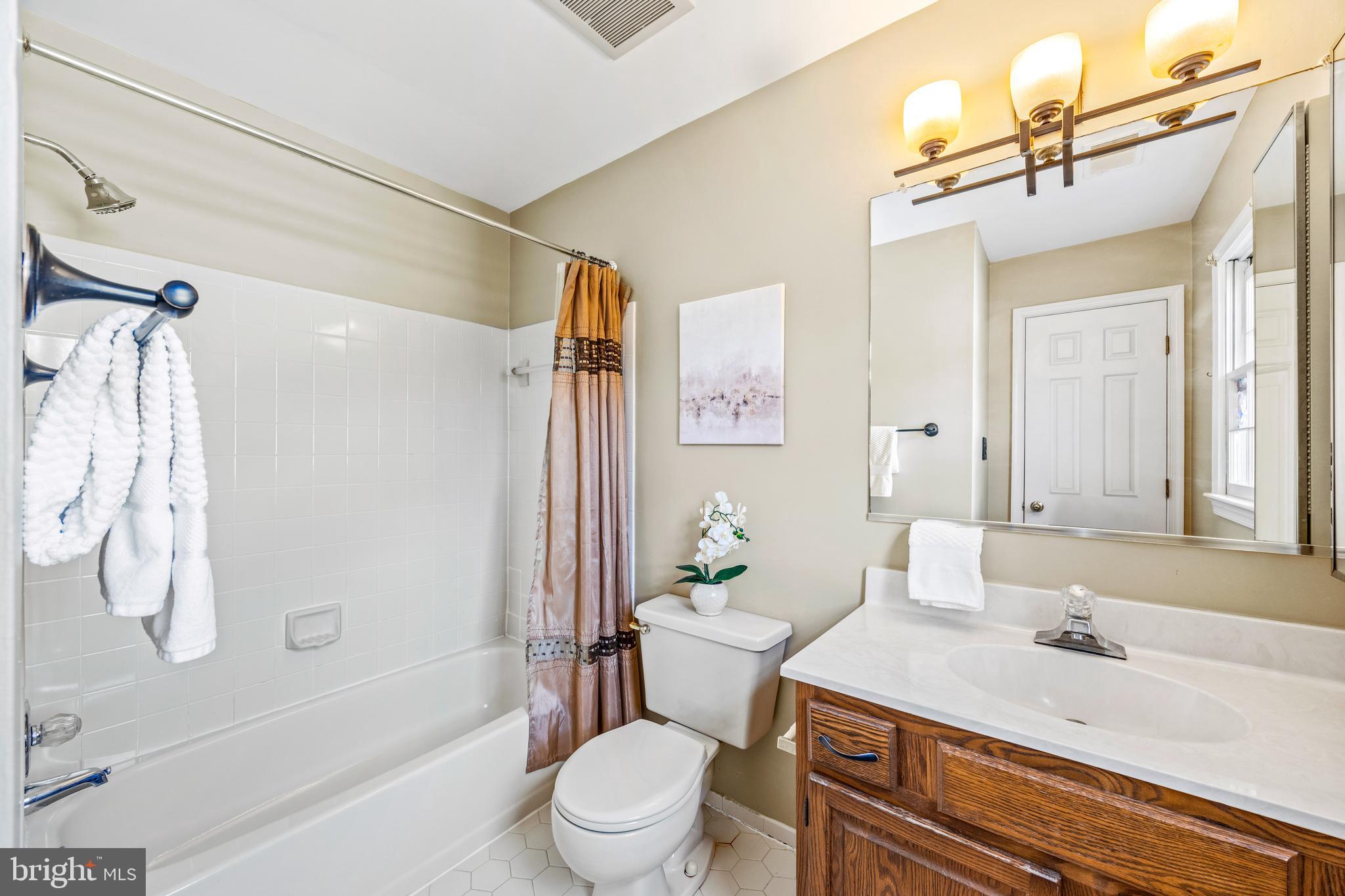 LAYHILL VIEW - Residential