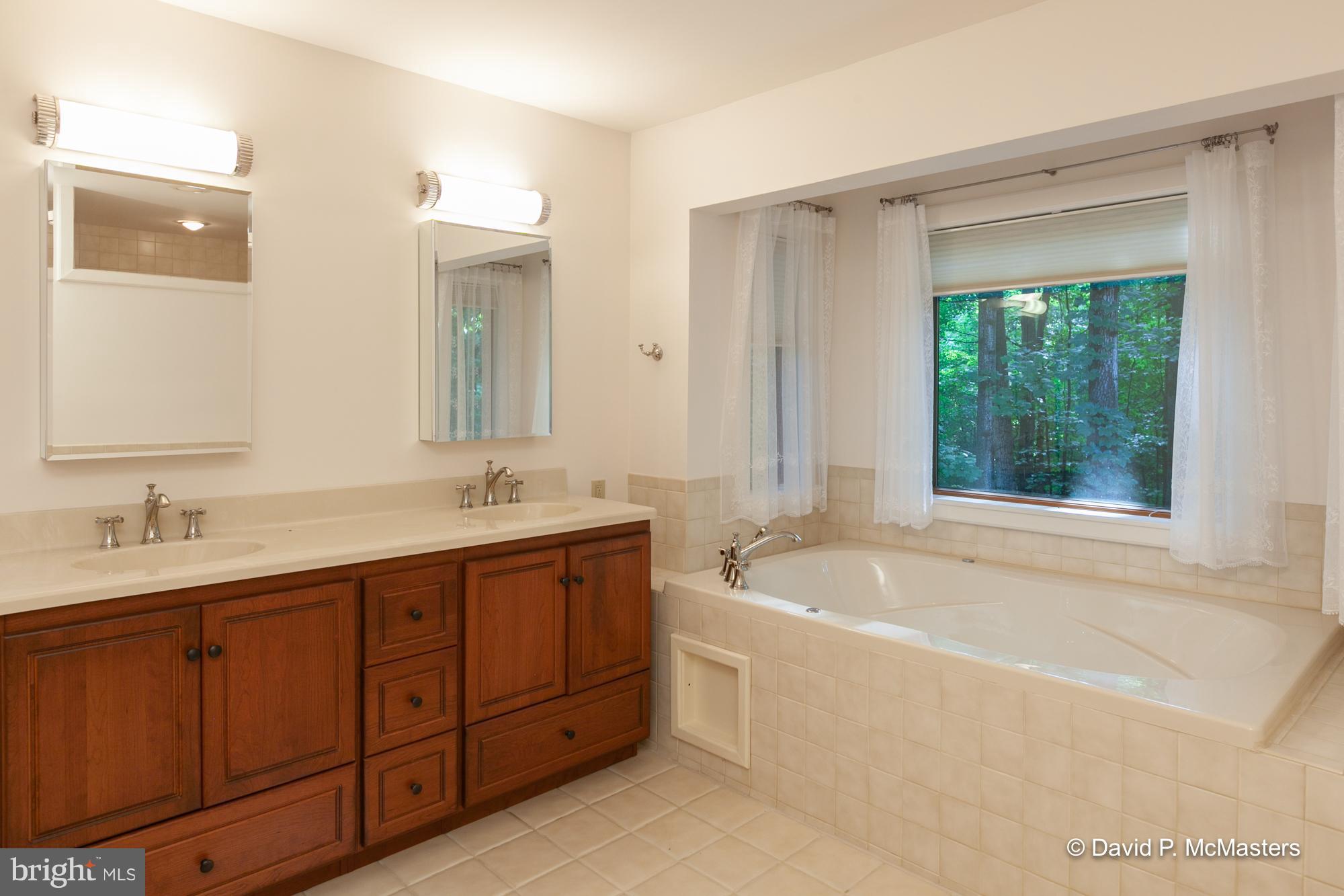 OAKLEIGH - Residential