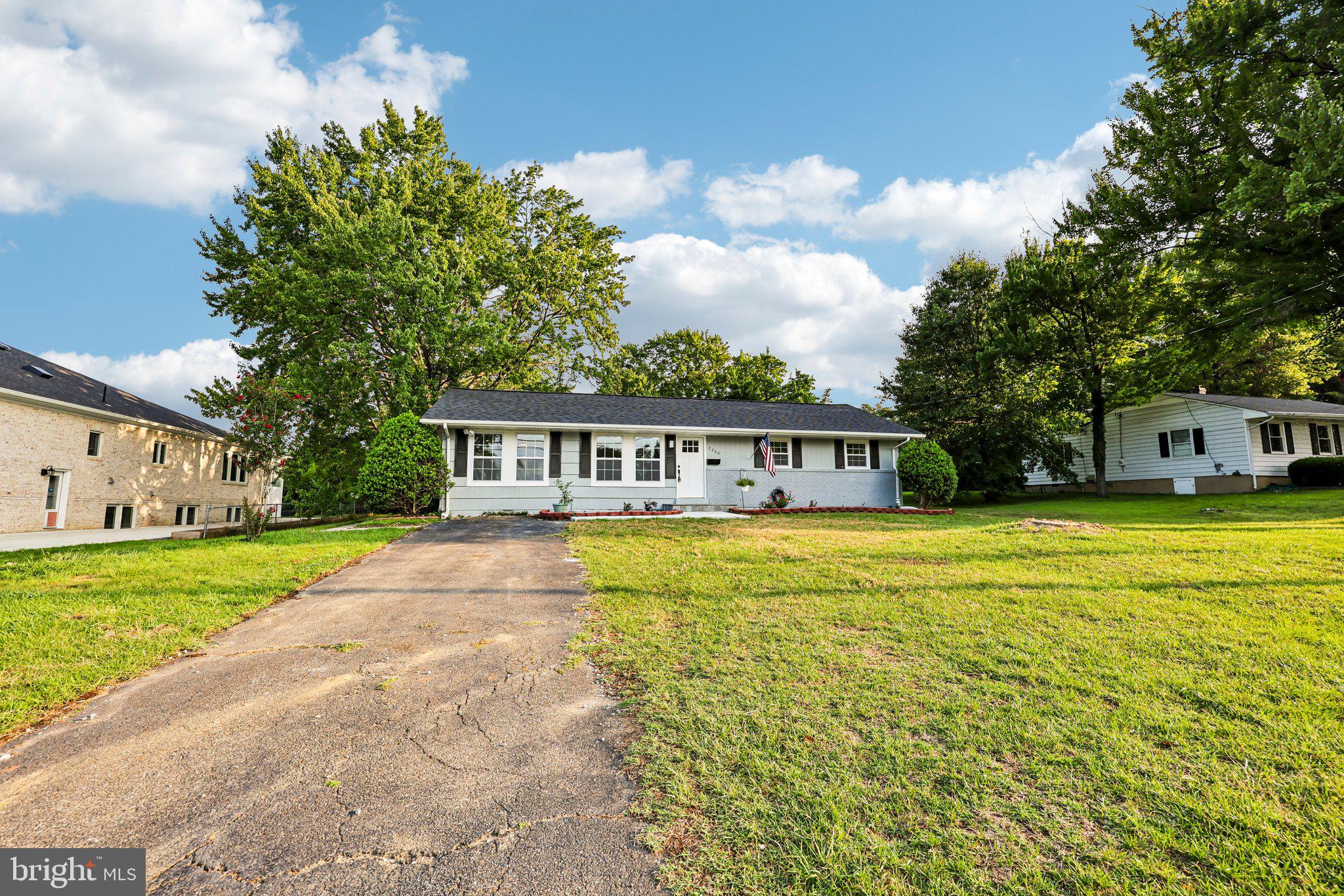 7200 VELLEX LANE