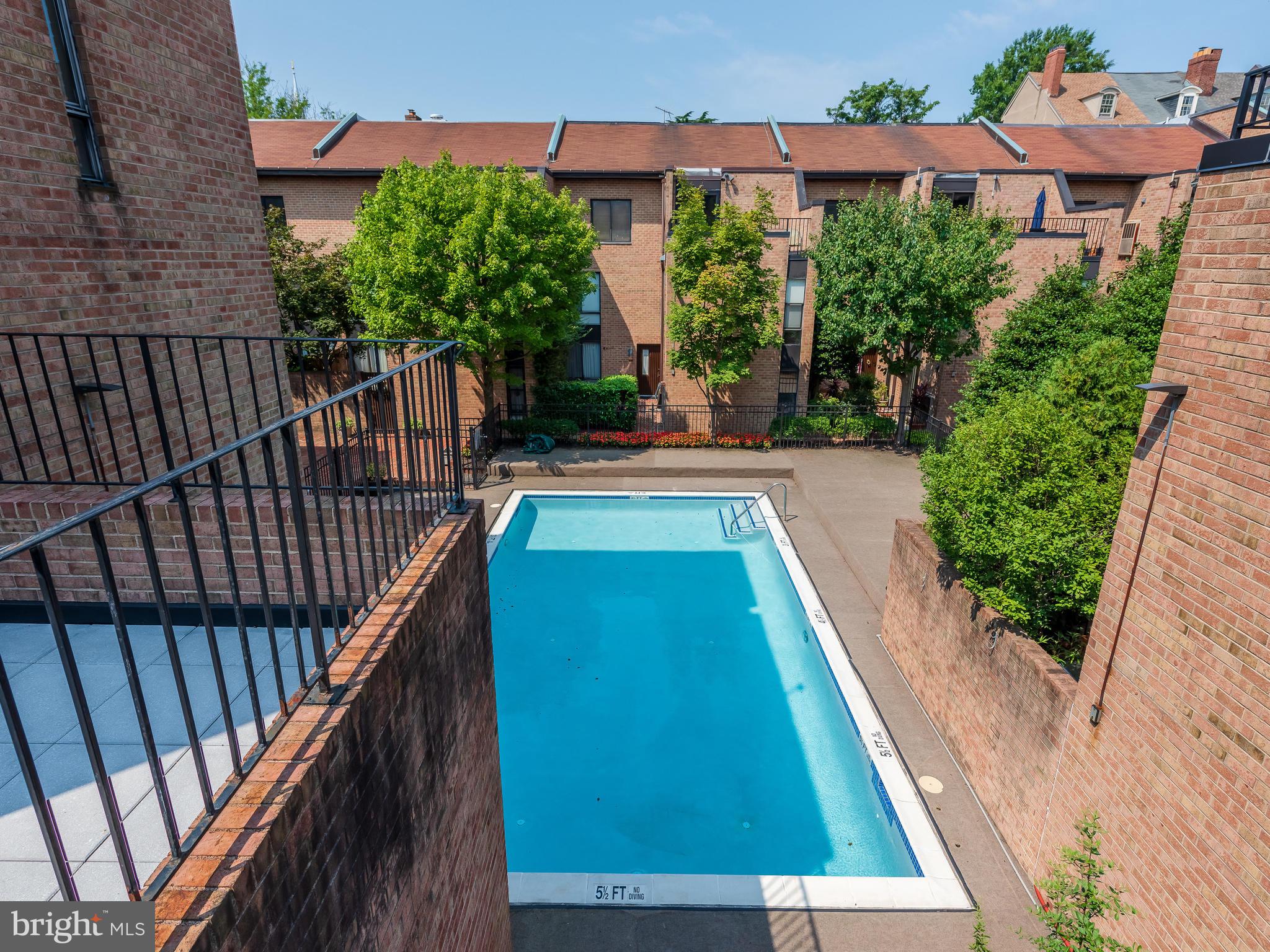 SOCIETY HILL - Residential