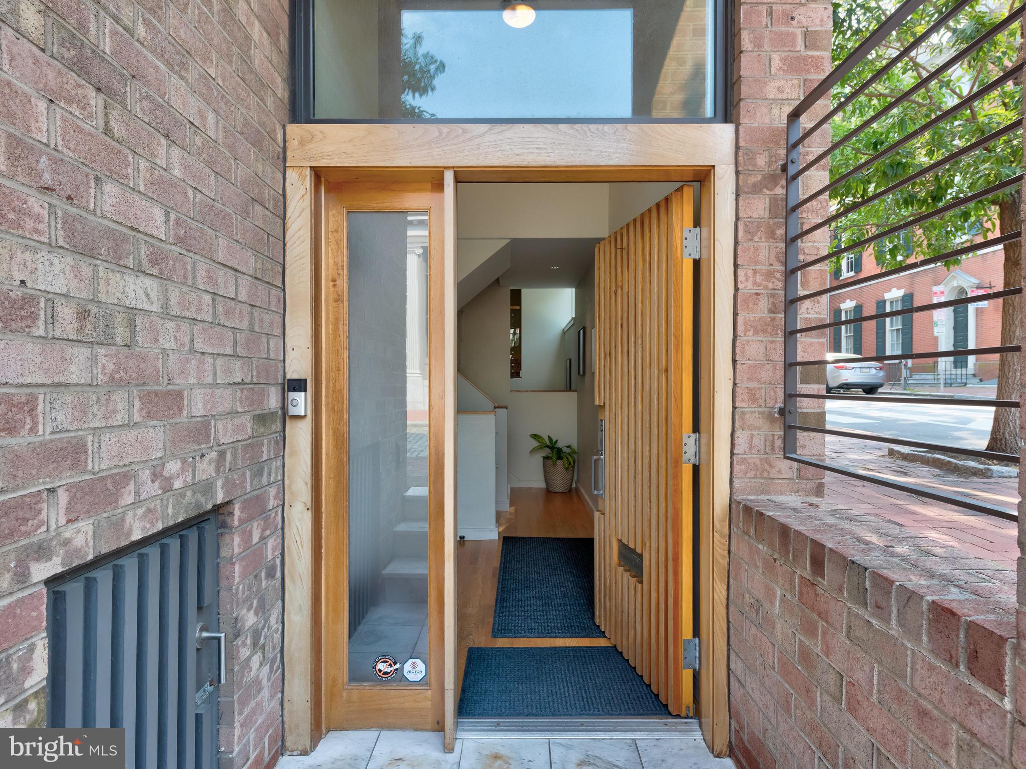 SOCIETY HILL - Residential