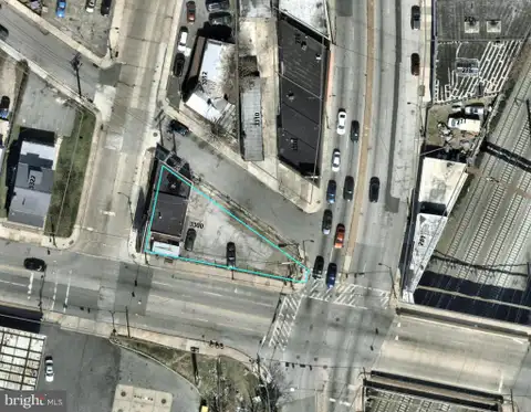 MLS: MDBA2221942