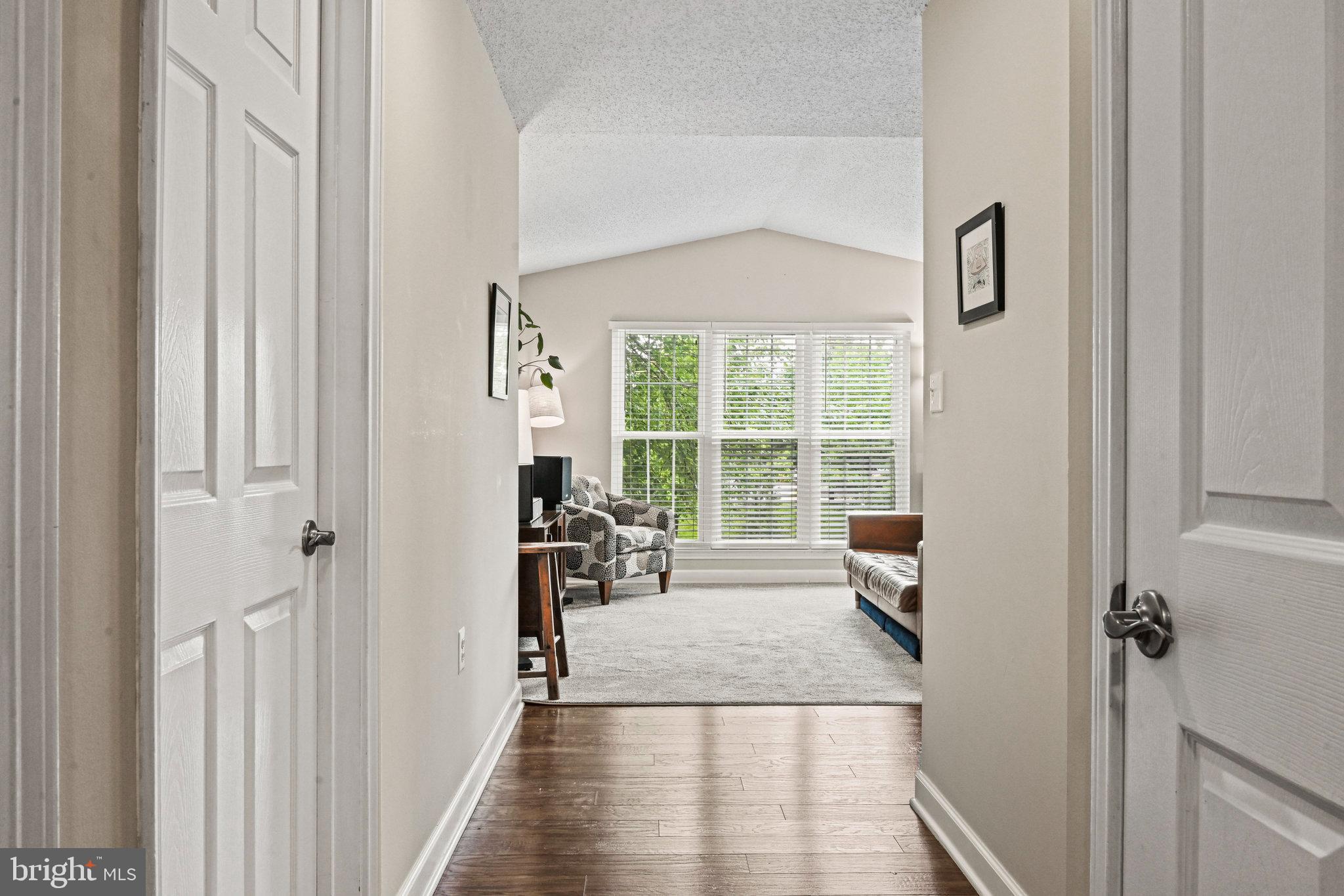 ASHBURN FARM - Residential Lease