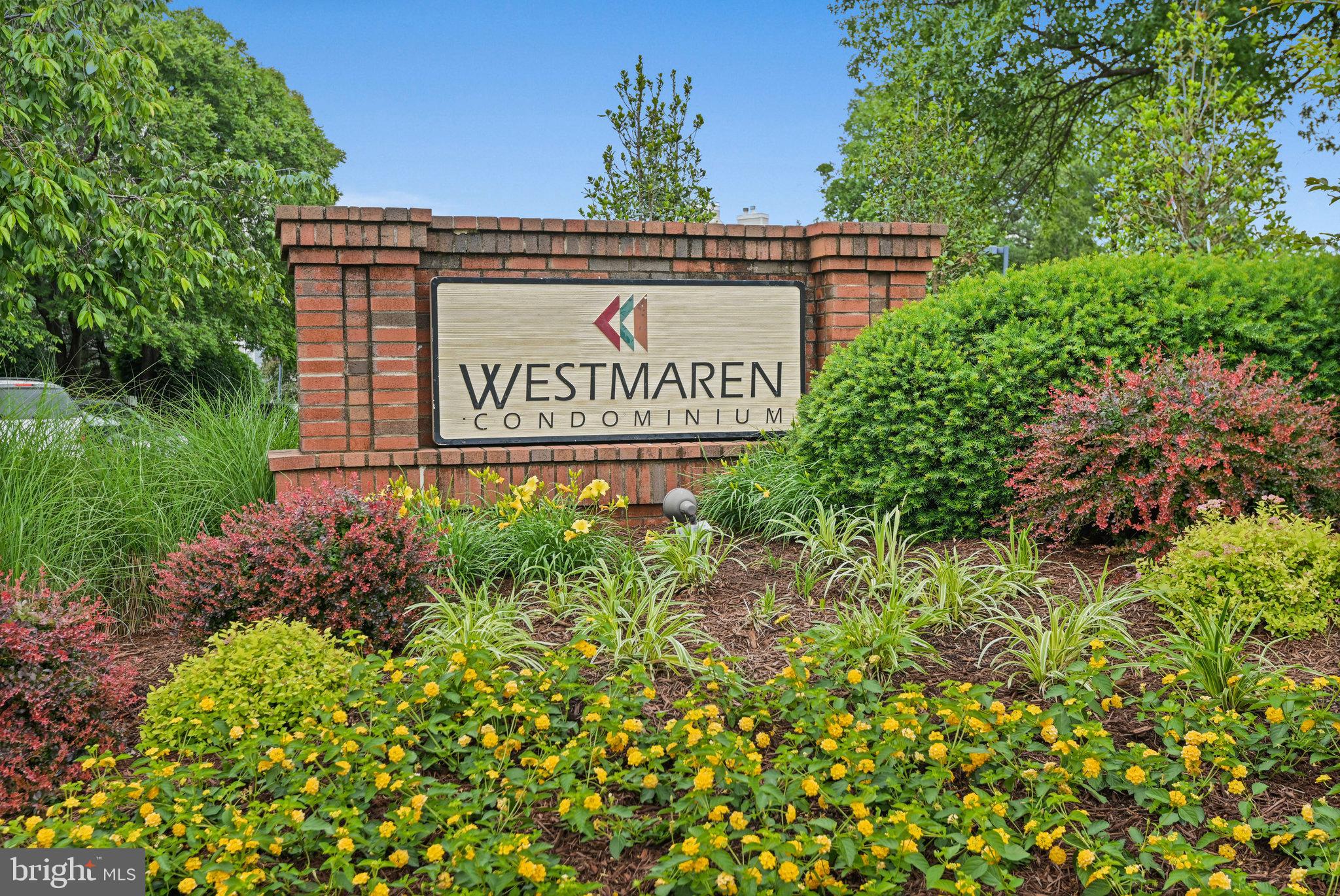 ASHBURN FARM - Residential Lease