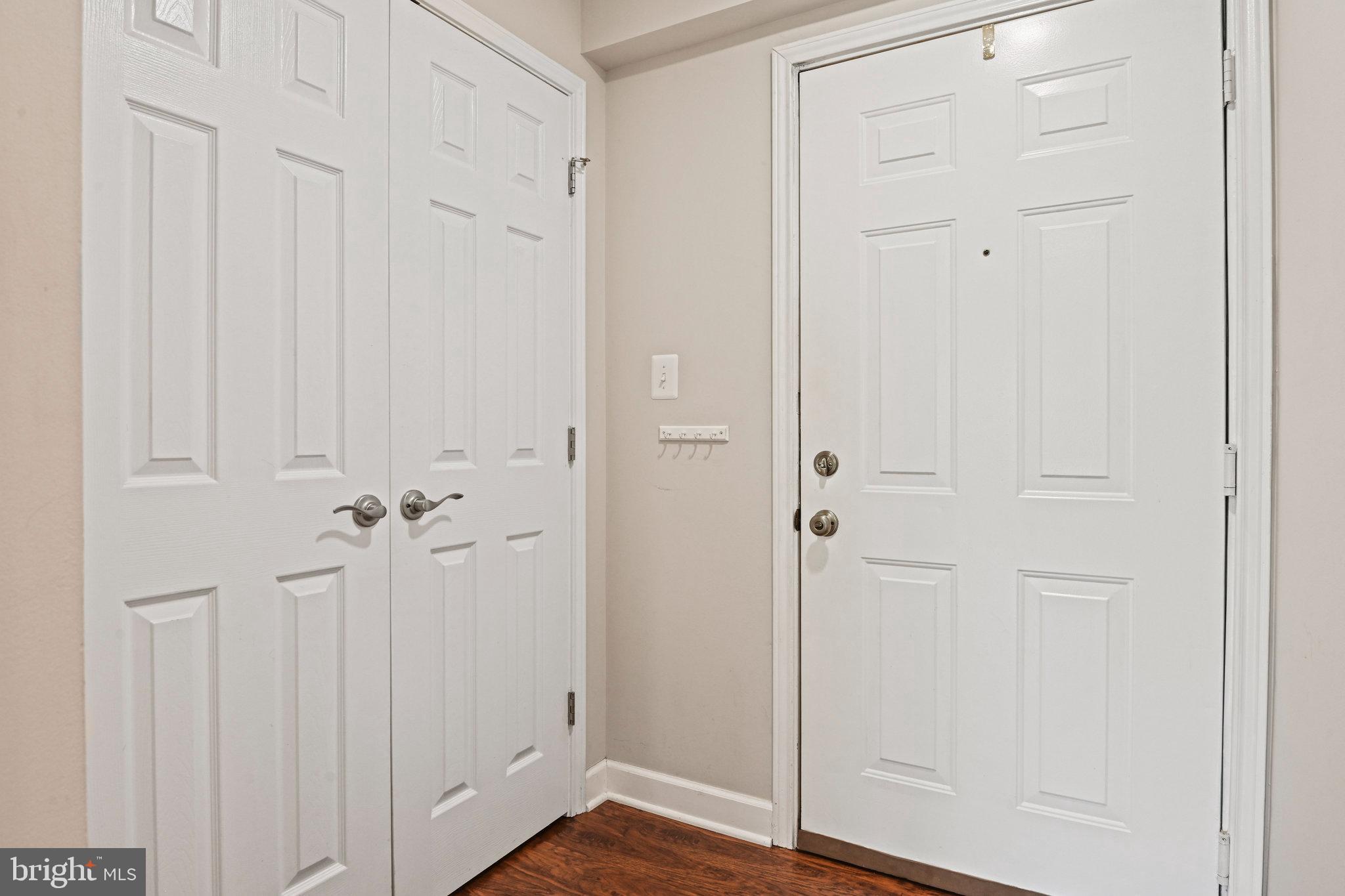 ASHBURN FARM - Residential Lease