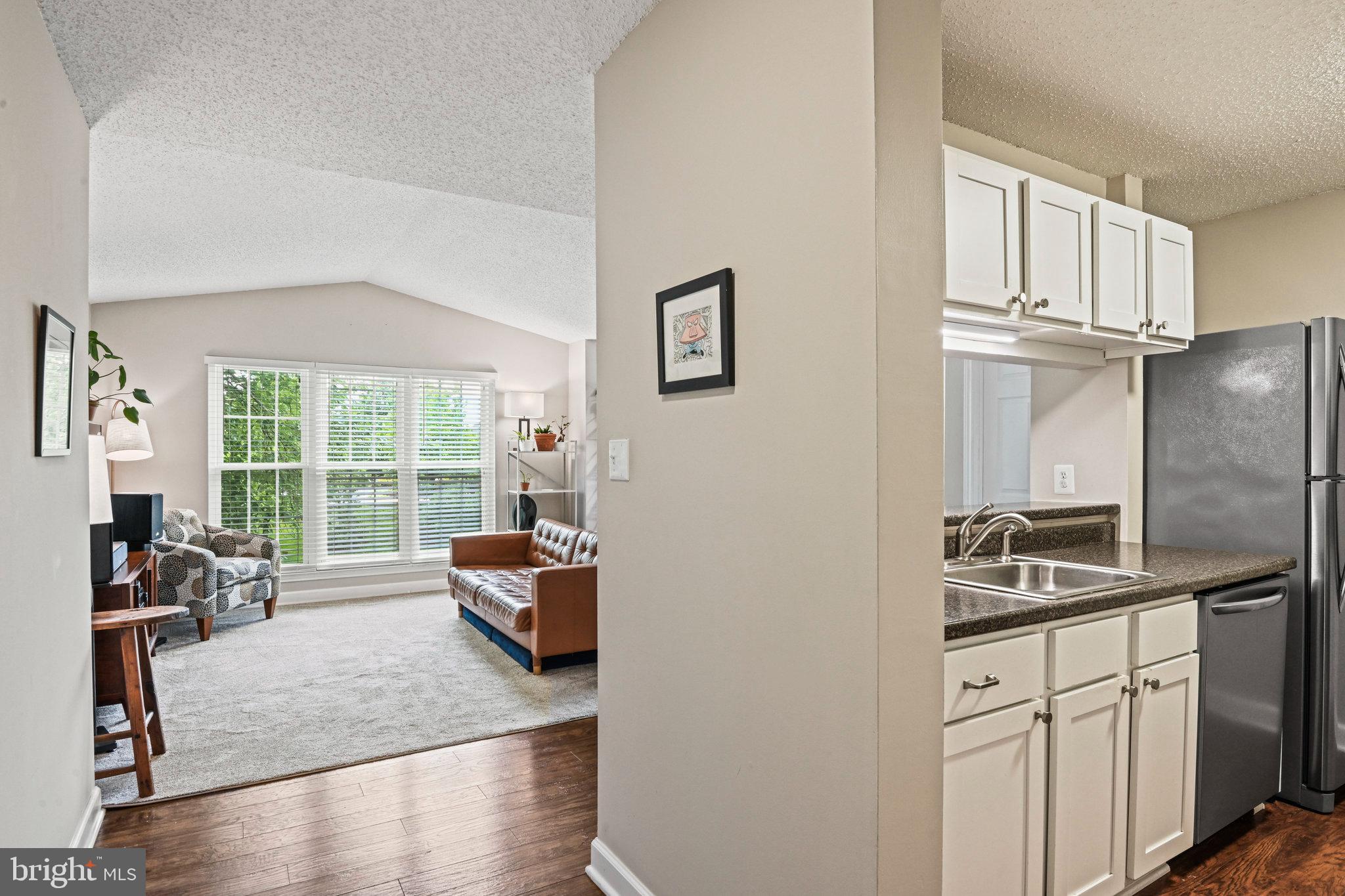 ASHBURN FARM - Residential Lease