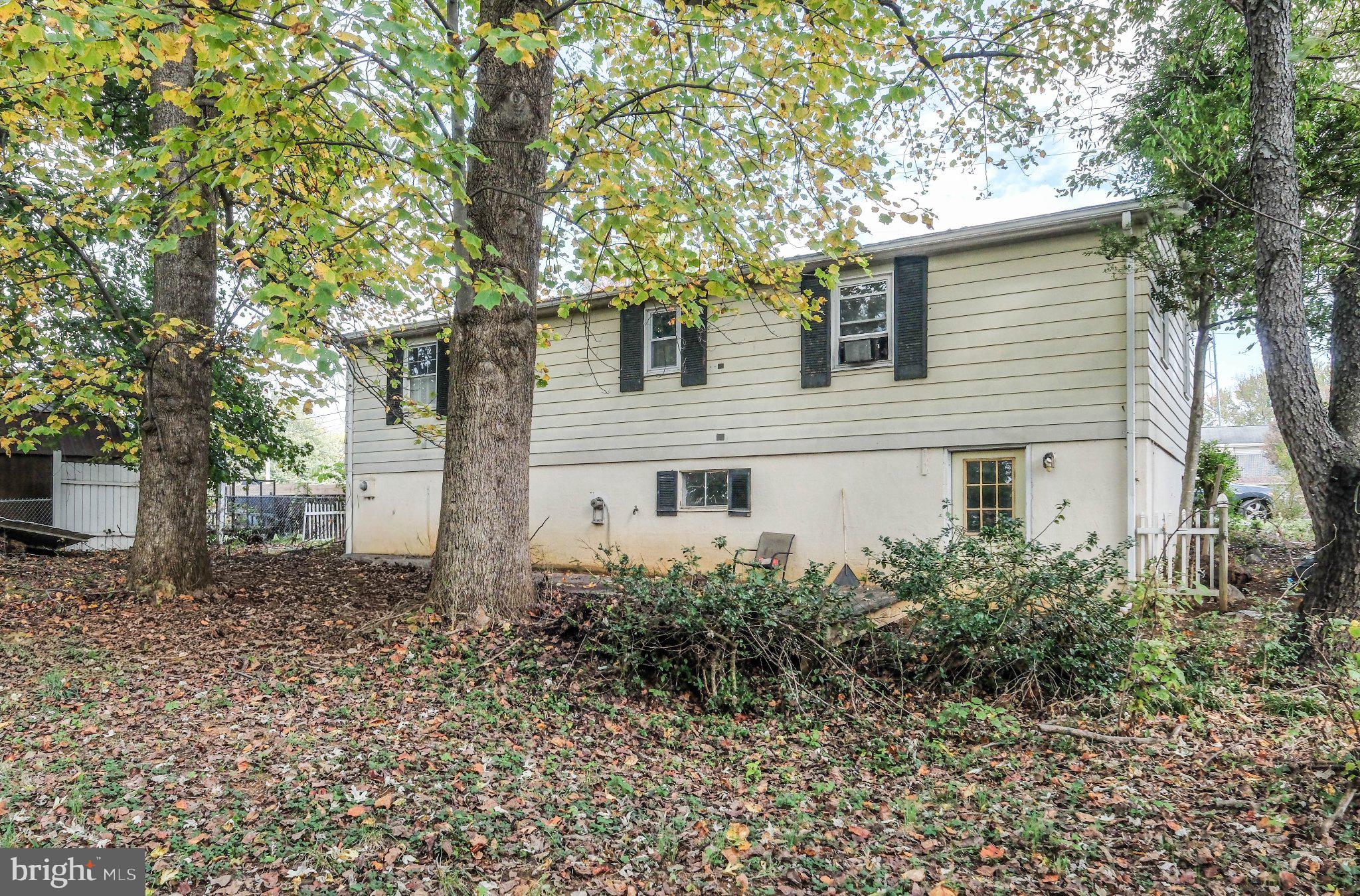 523 SANDPIPER LANE