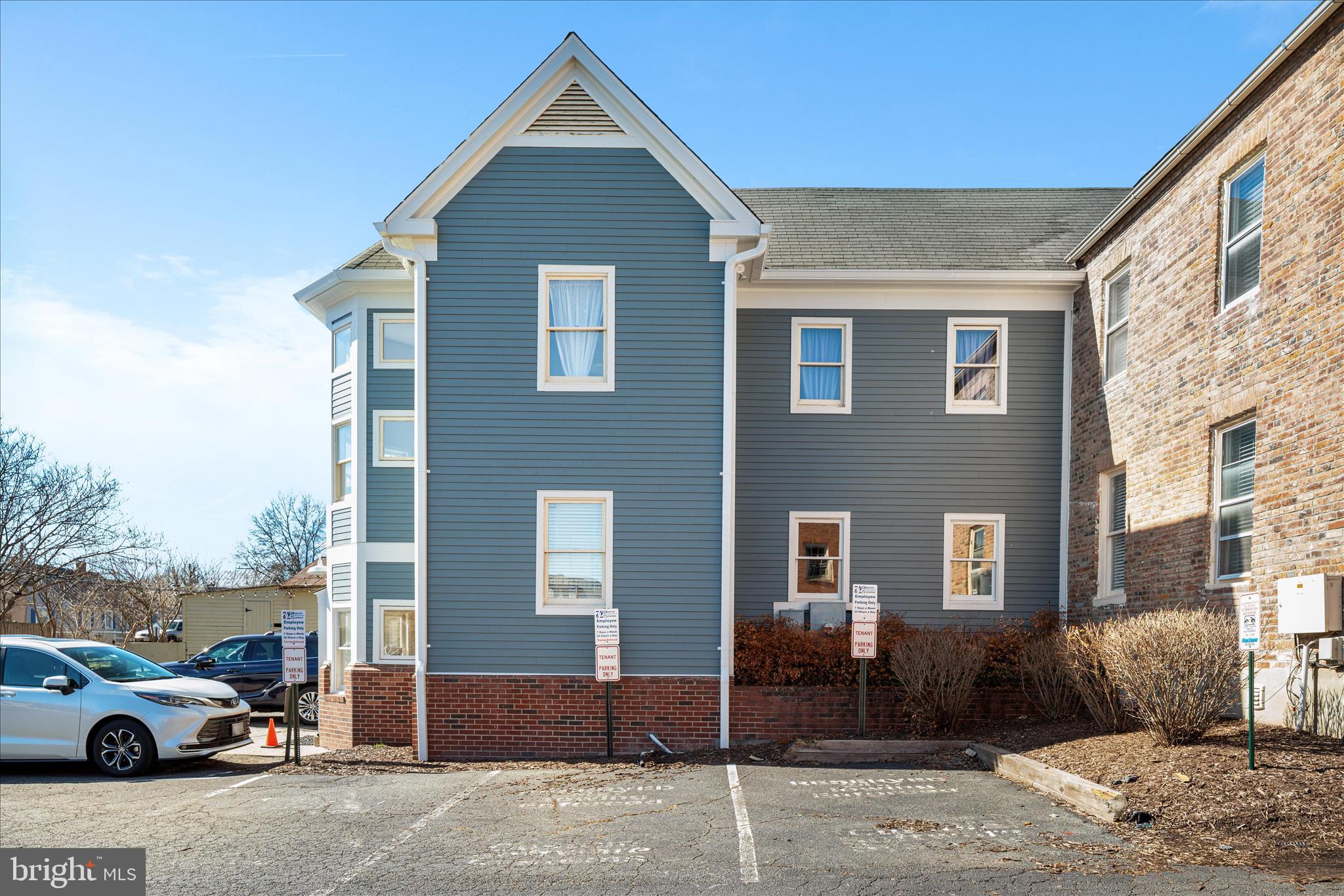 17 LOUDOUN STREET SE