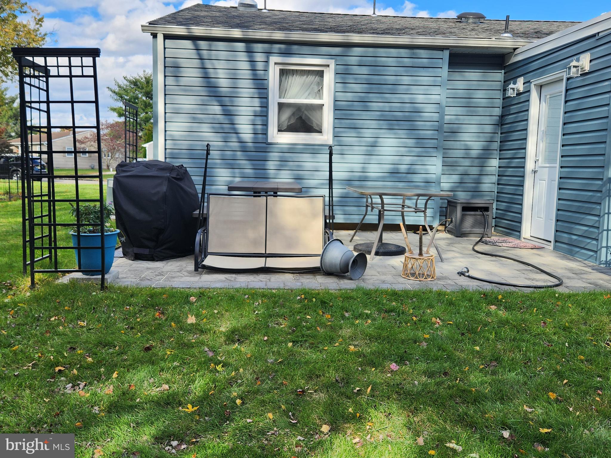 SILVER RIDGE PARK EAST - Residential