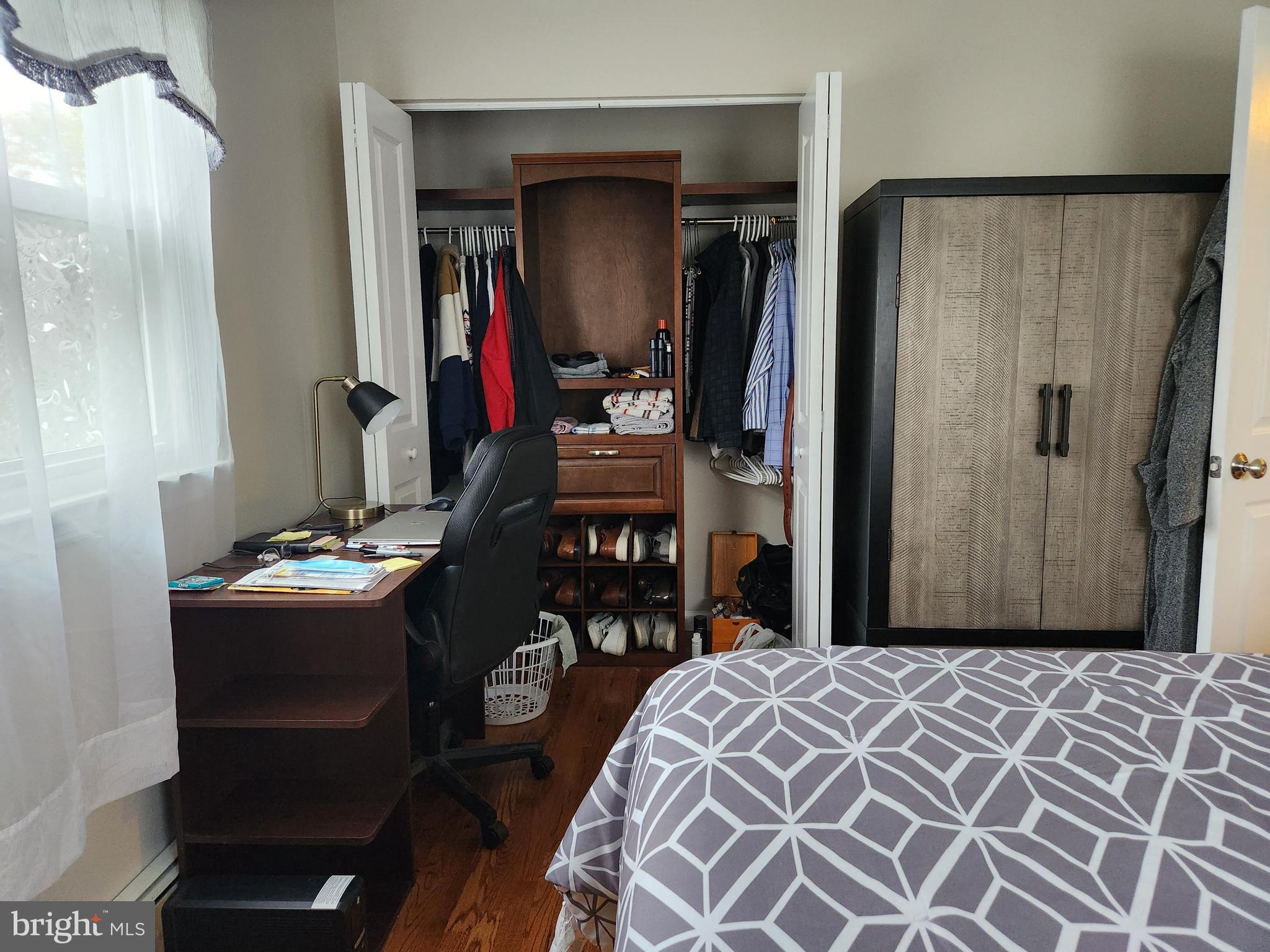 SILVER RIDGE PARK EAST - Residential