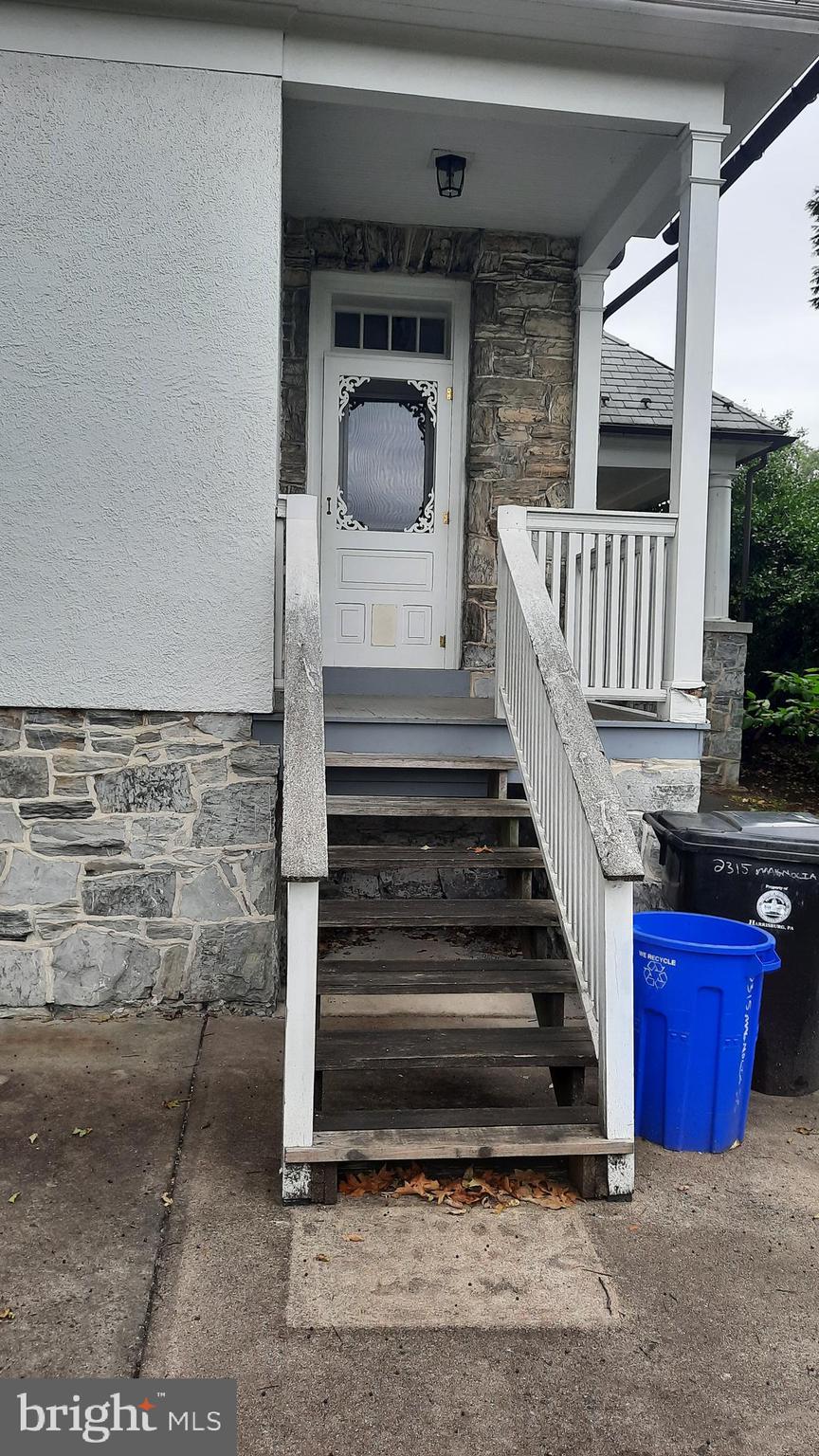 BELLEVUE PARK - Residential Lease