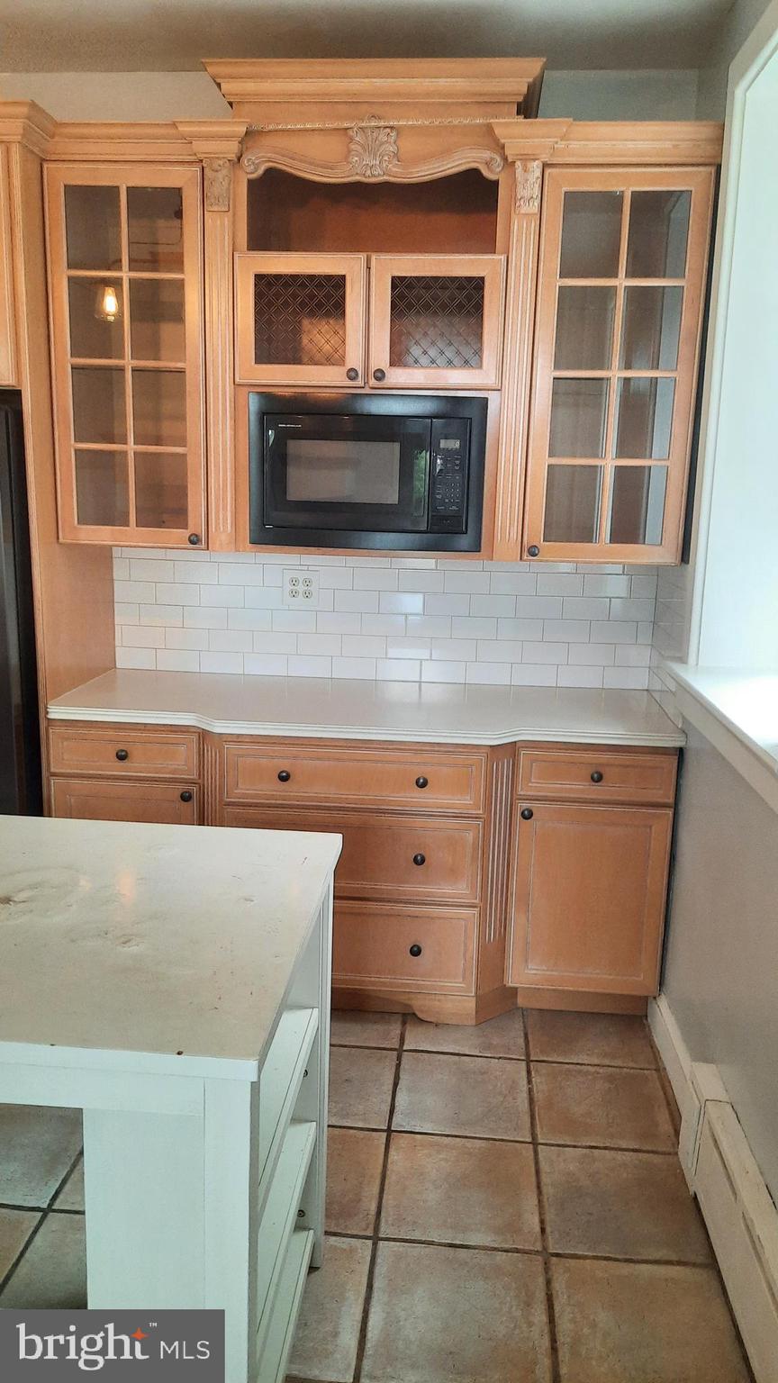 BELLEVUE PARK - Residential Lease