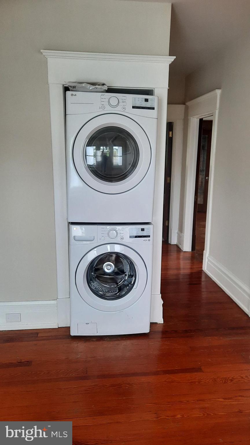 BELLEVUE PARK - Residential Lease