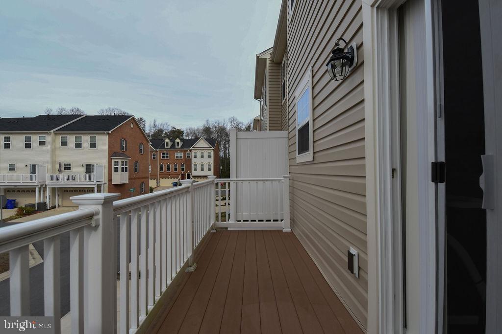 CHELSEA MANOR - Residential Lease