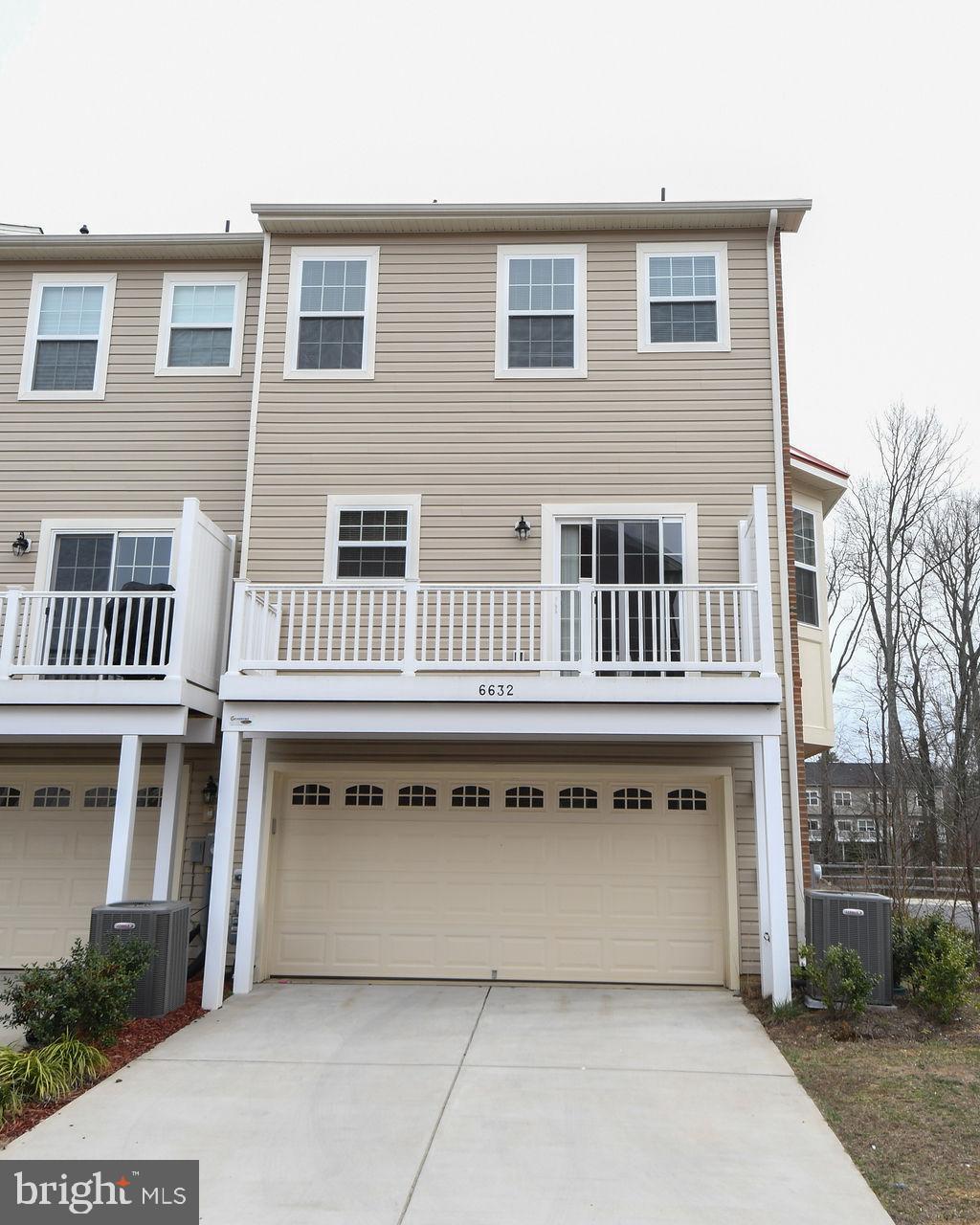 CHELSEA MANOR - Residential Lease