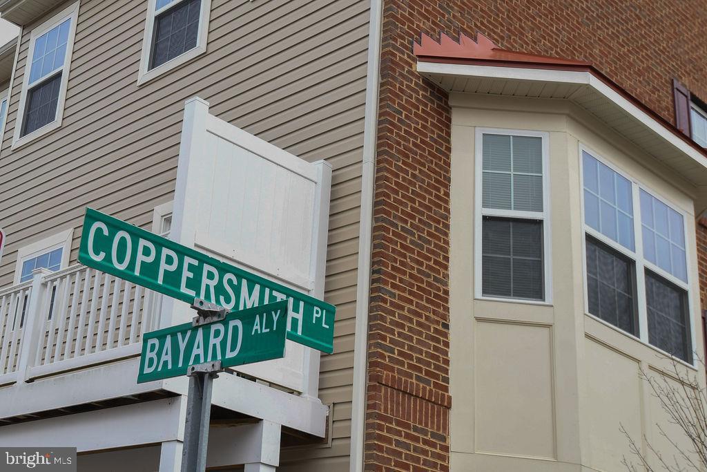 CHELSEA MANOR - Residential Lease