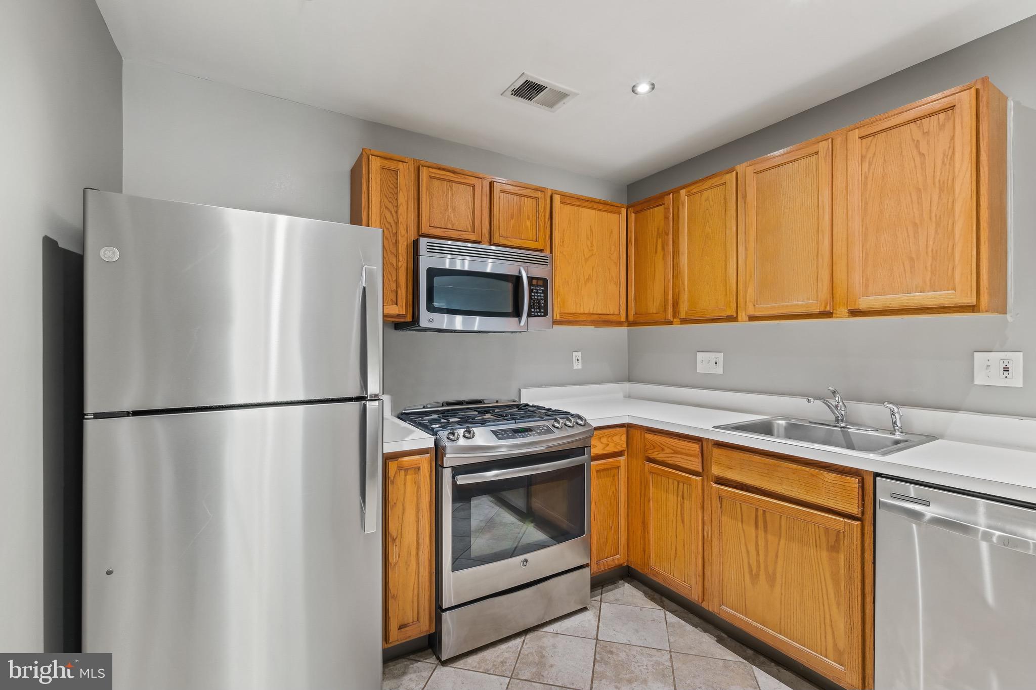 ETON PLACE - Residential