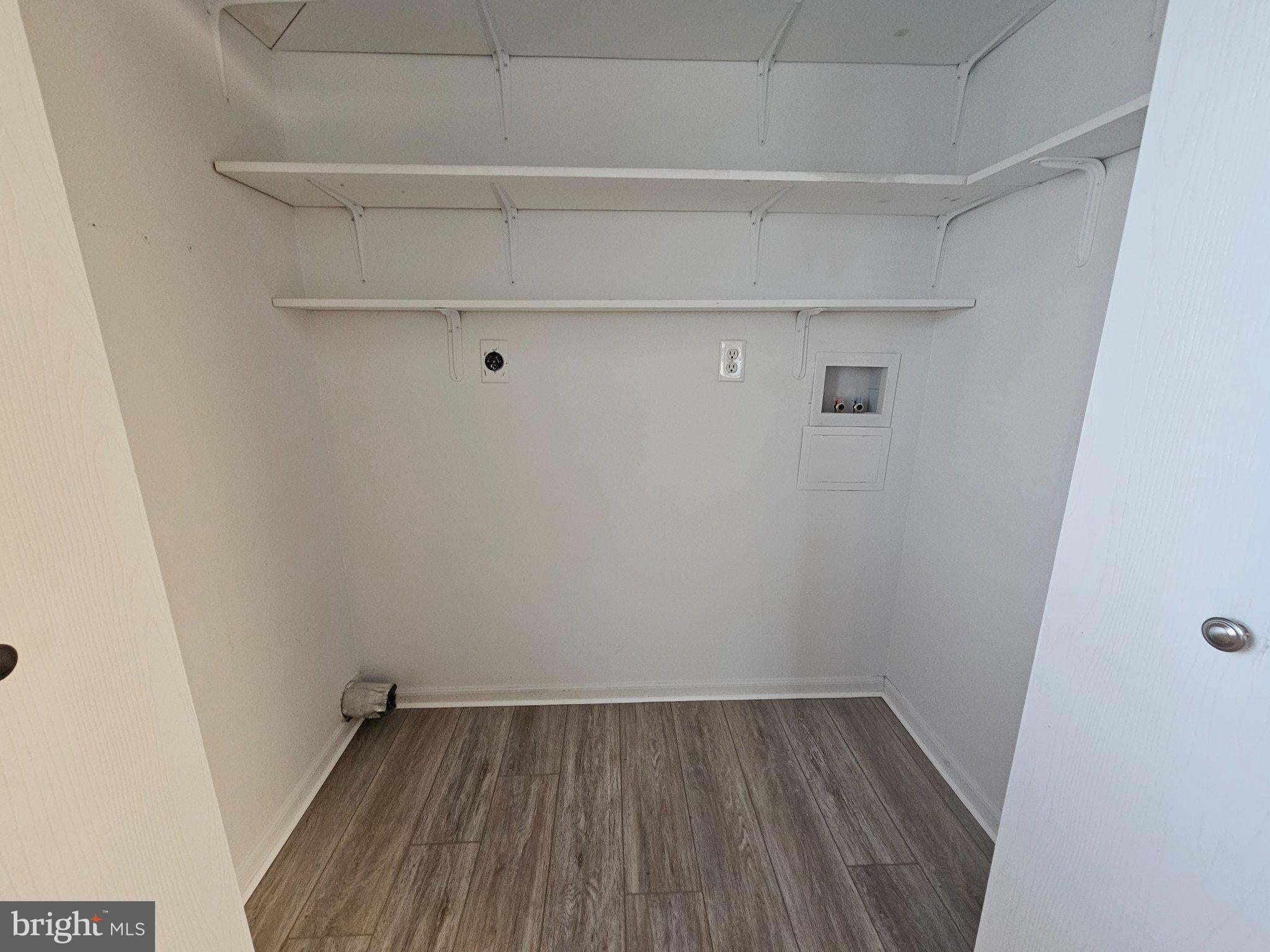 48 E GAY STREET