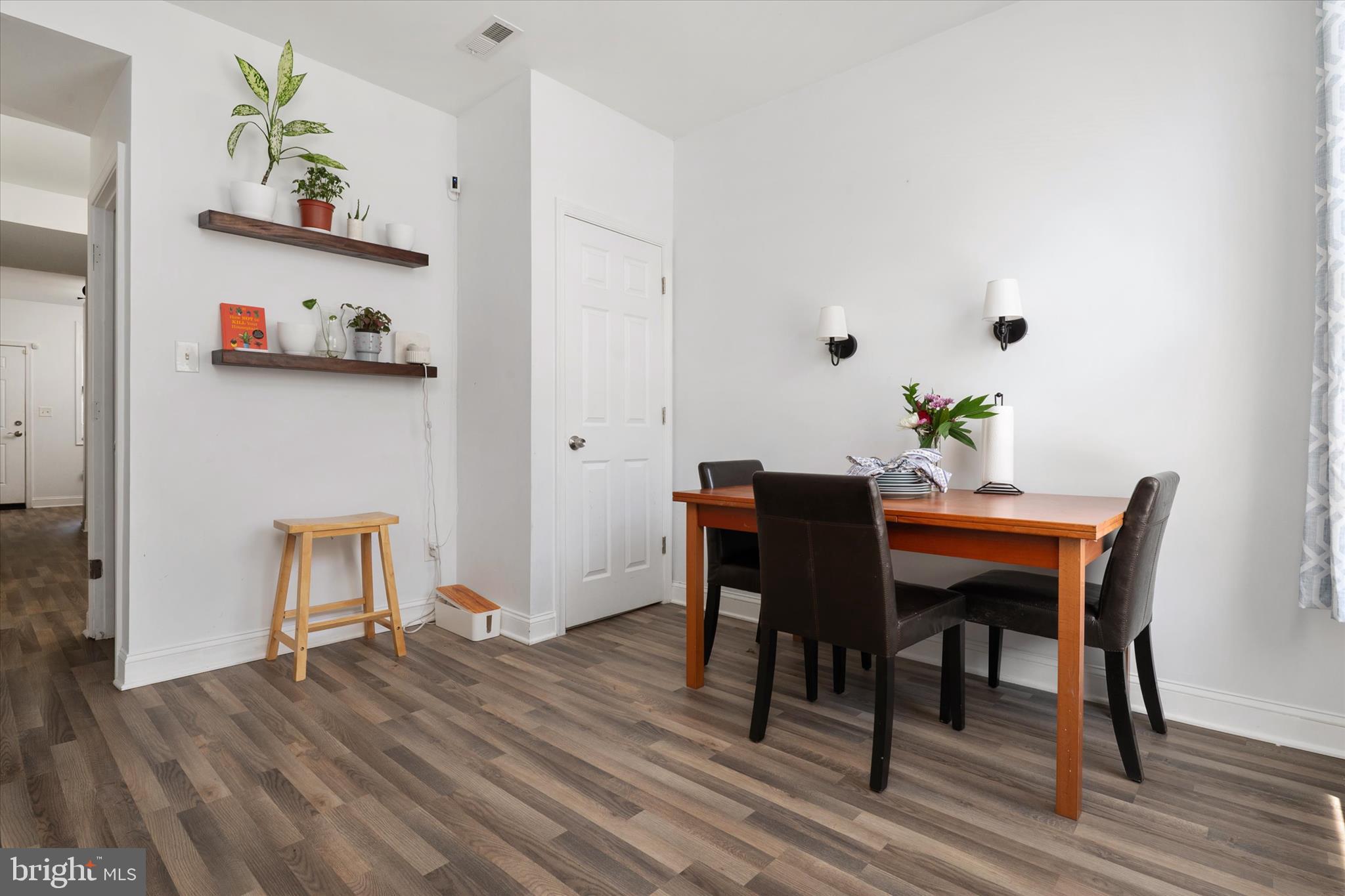 WASHINGTON VILLAGE - Residential