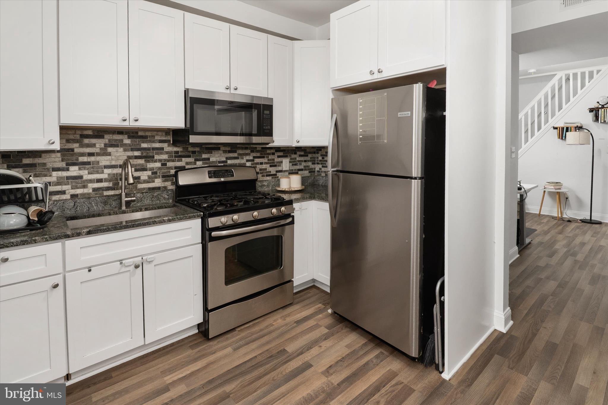 WASHINGTON VILLAGE - Residential